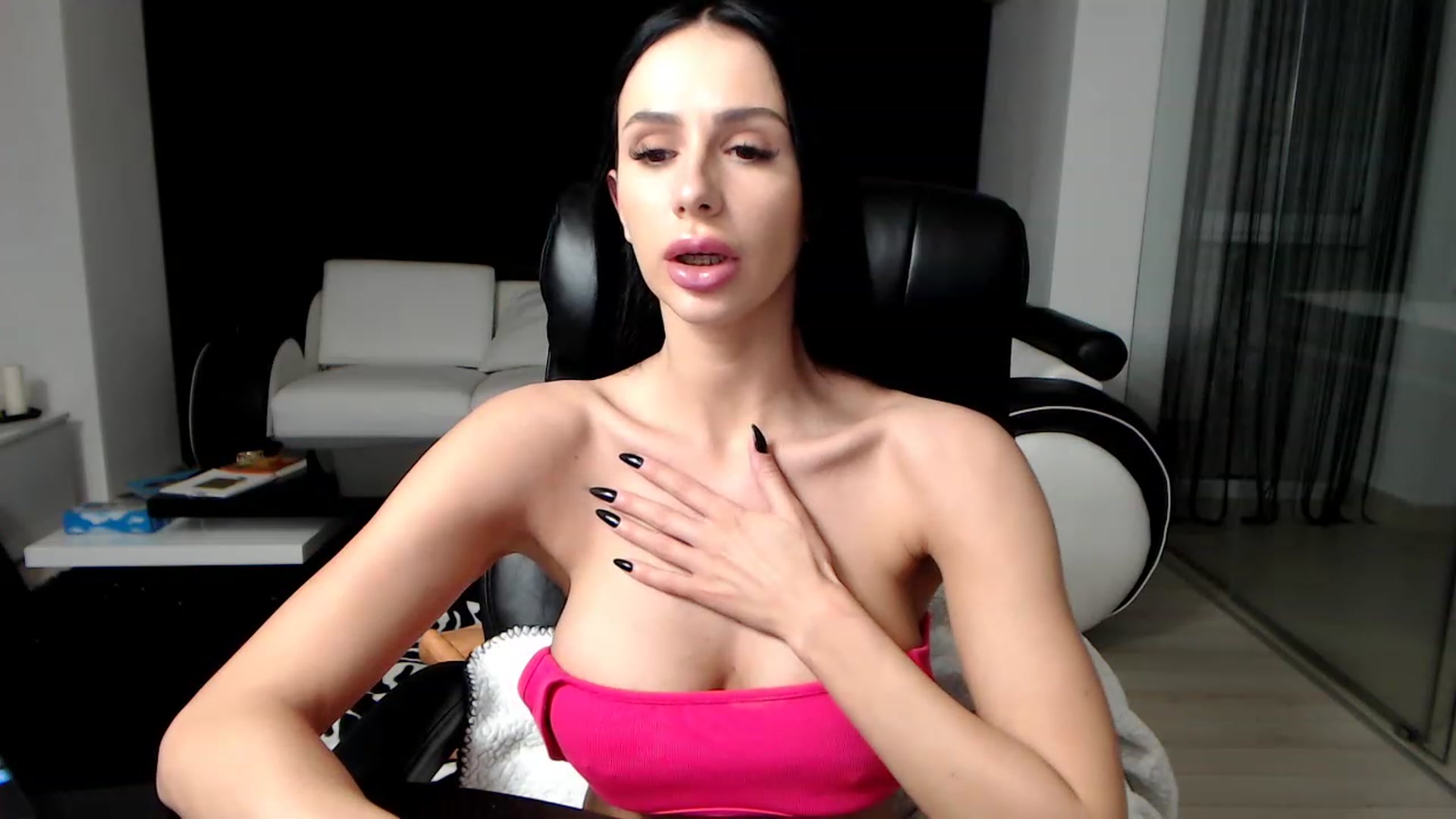 Gallery image thumbnail from LaylaRad's myfreecams stream on, 01/15/2023, 16:11 image 13 of 20