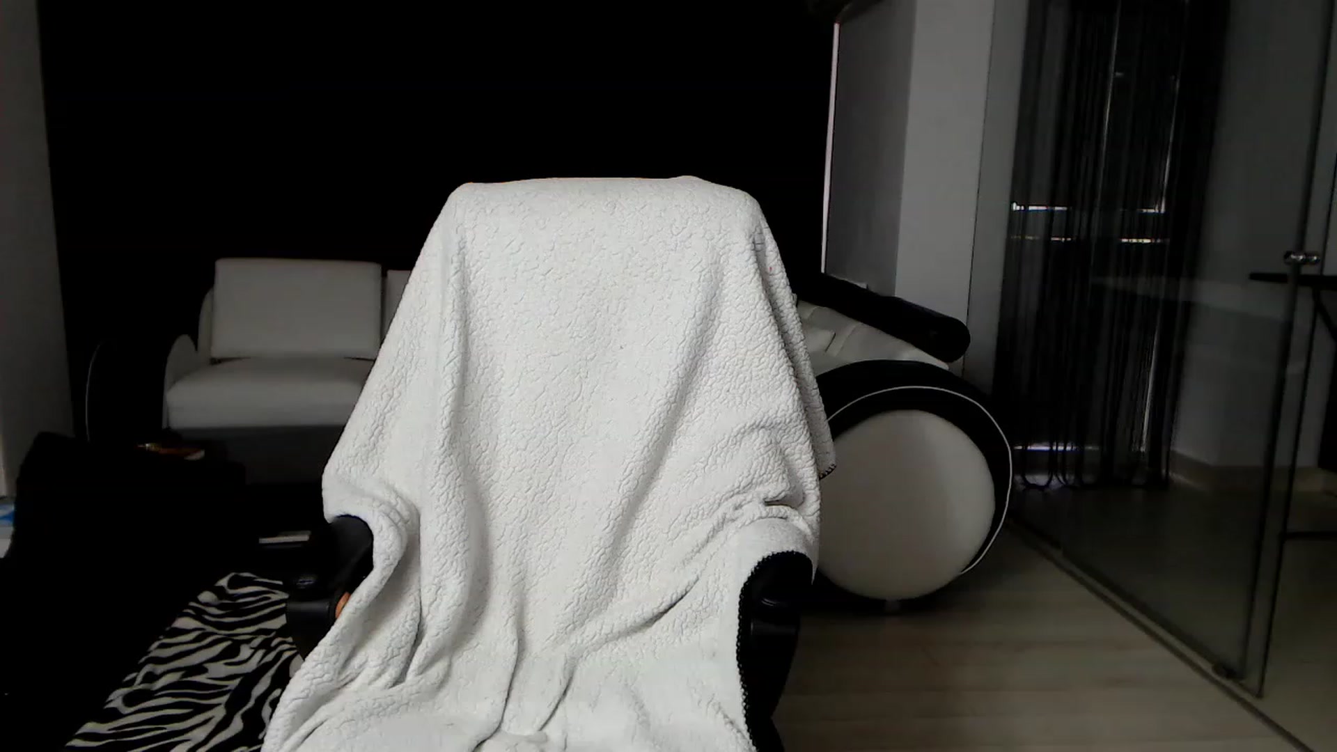 Gallery image thumbnail from LaylaRad's myfreecams stream on, 01/25/2023, 12:23 image 8 of 20