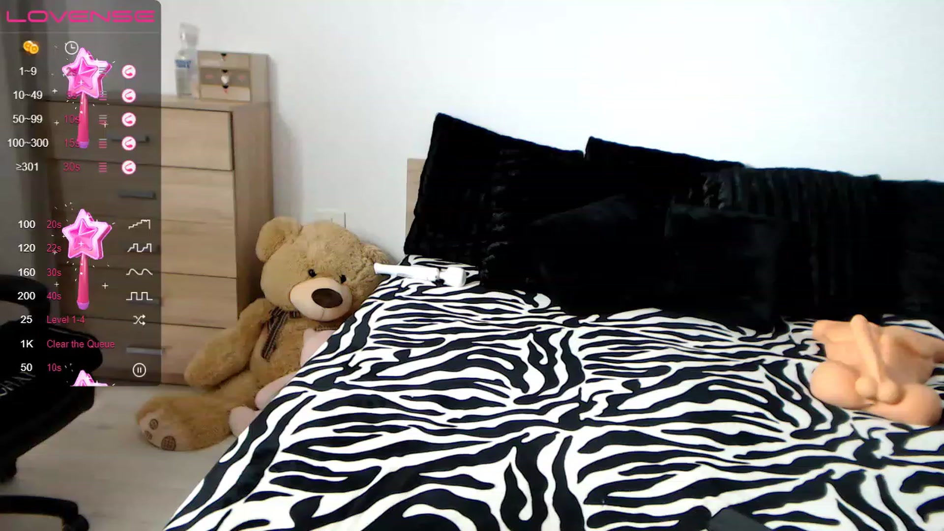 Gallery image thumbnail from LaylaRad's myfreecams stream on, 04/16/2023, 10:33 image 11 of 20