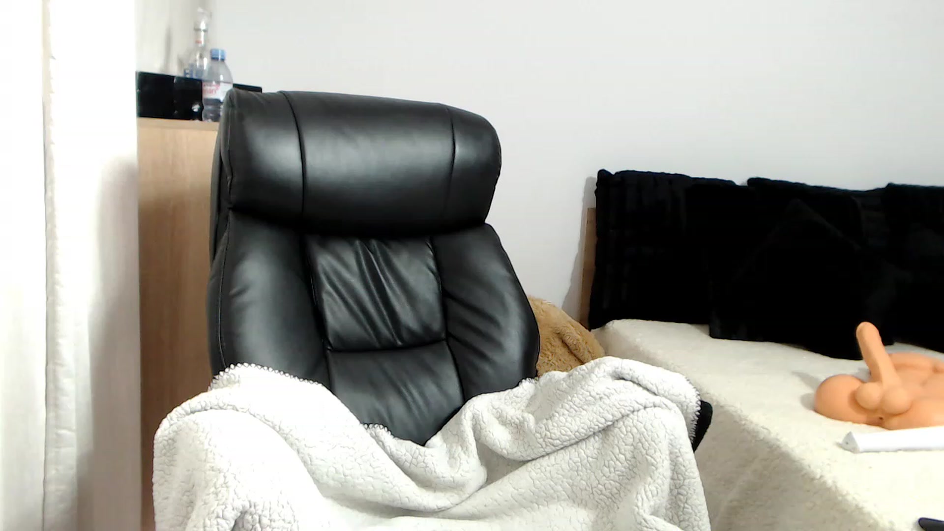 Gallery image thumbnail from LaylaRad's myfreecams stream on, 08/13/2023, 13:33 image 17 of 20