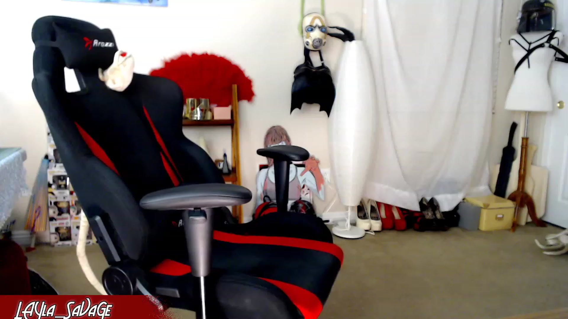 Gallery image thumbnail from Layla_Savage's myfreecams stream on, 11/29/2022, 07:29 image 17 of 20