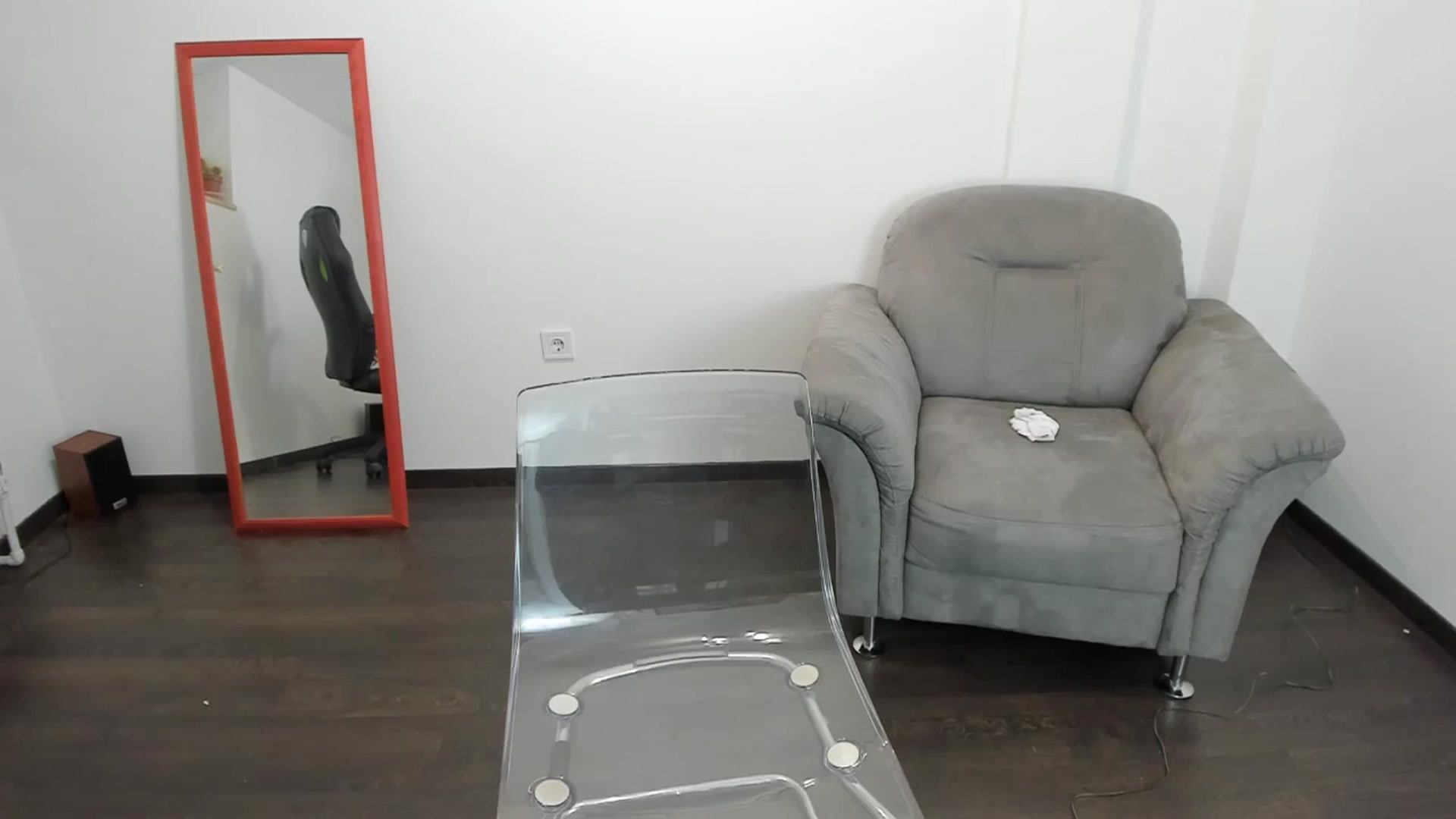 Gallery image thumbnail from Layla_blueyes's myfreecams stream on, 11/04/2025, 10:52 image 1 of 20