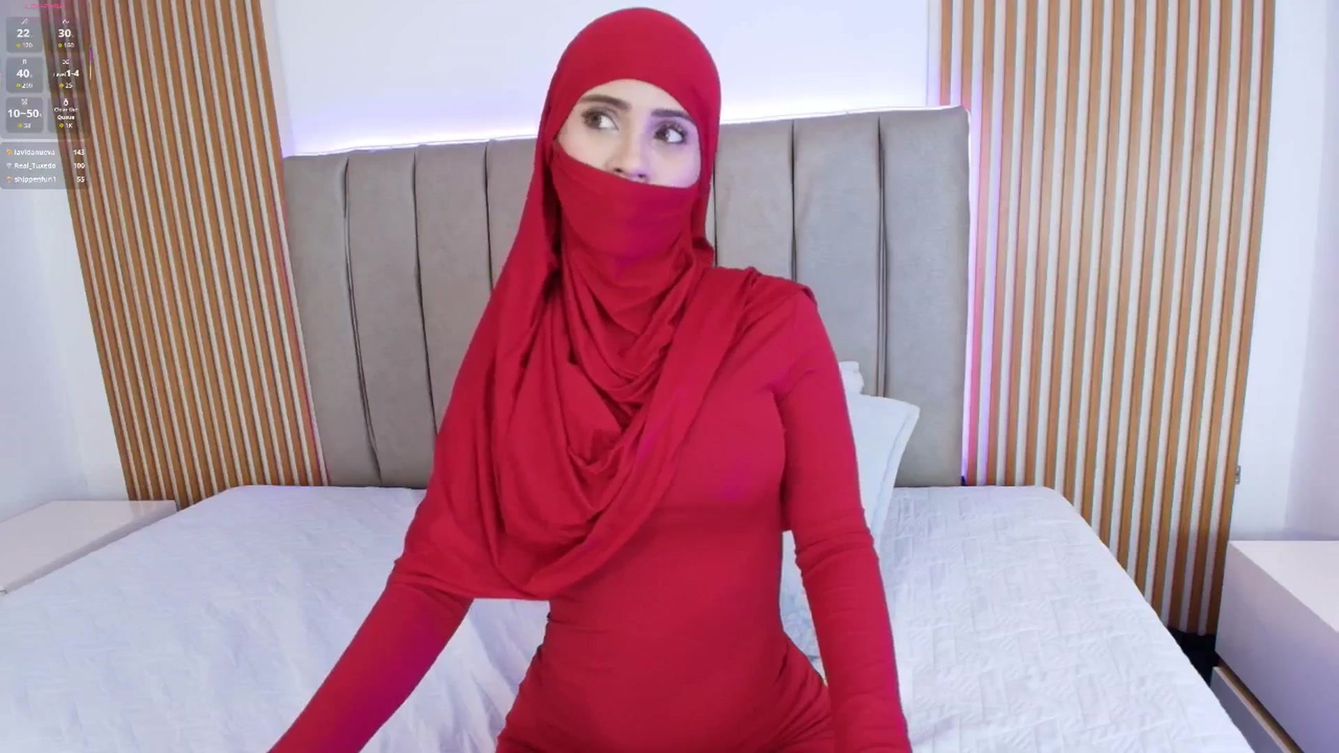 Gallery image thumbnail from Layla_boobies's myfreecams stream on, 01/14/2026, 18:16 image 16 of 20