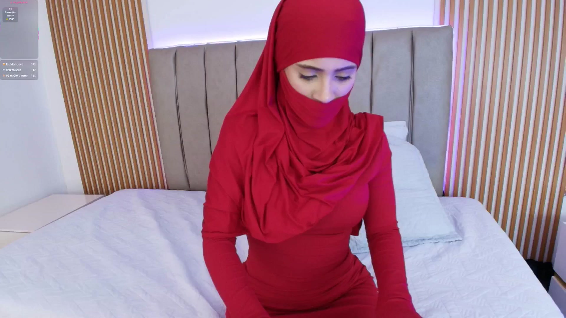 Gallery image thumbnail from Layla_boobies's myfreecams stream on, 01/14/2026, 20:31 image 7 of 20