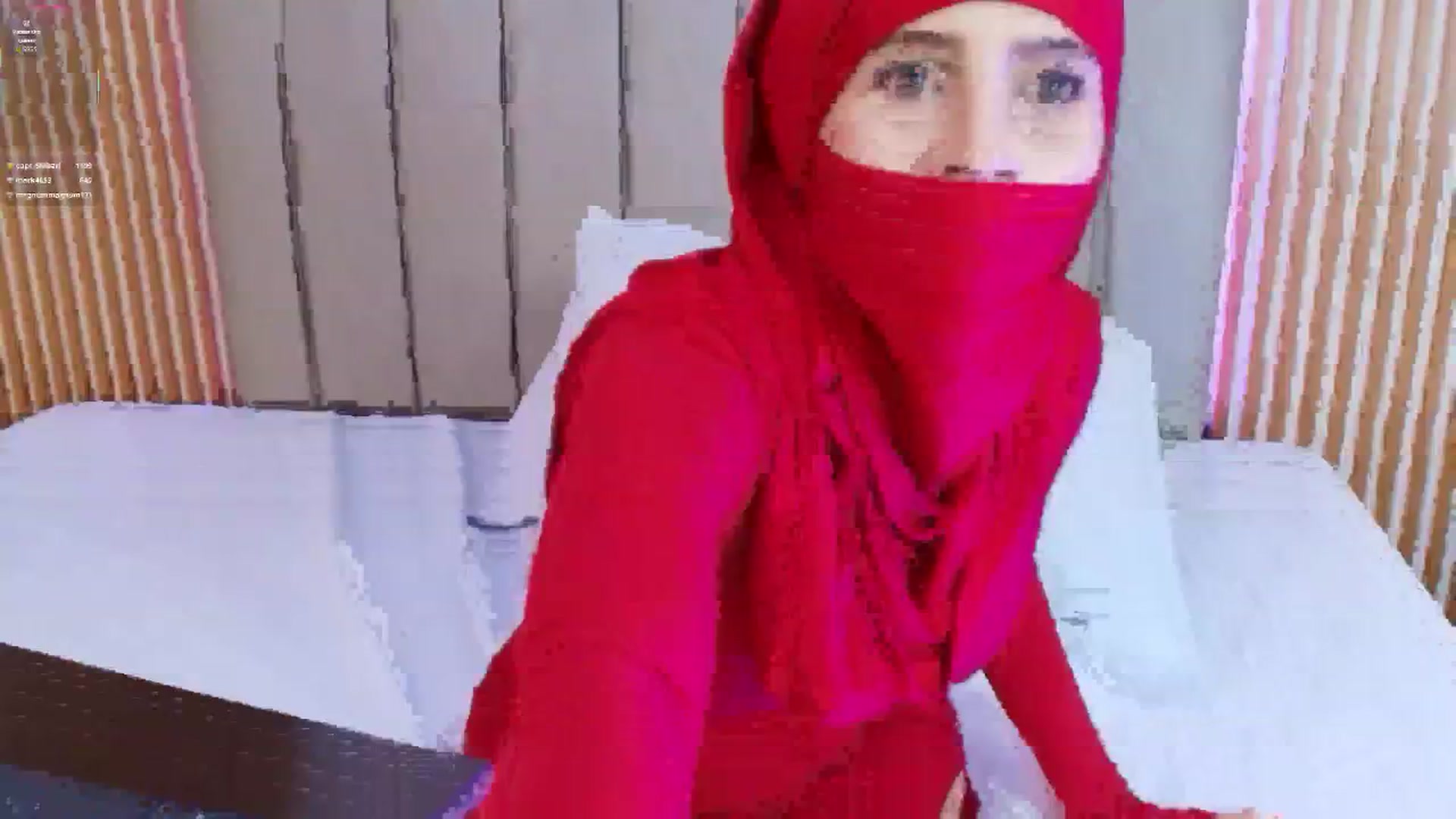 Gallery image thumbnail from Layla_boobies's myfreecams stream on, 01/14/2026, 22:02 image 10 of 20