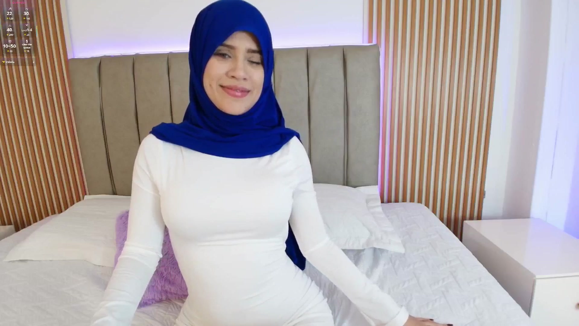 Gallery image thumbnail from Layla_boobies's myfreecams stream on, 01/21/2026, 21:06 image 6 of 20