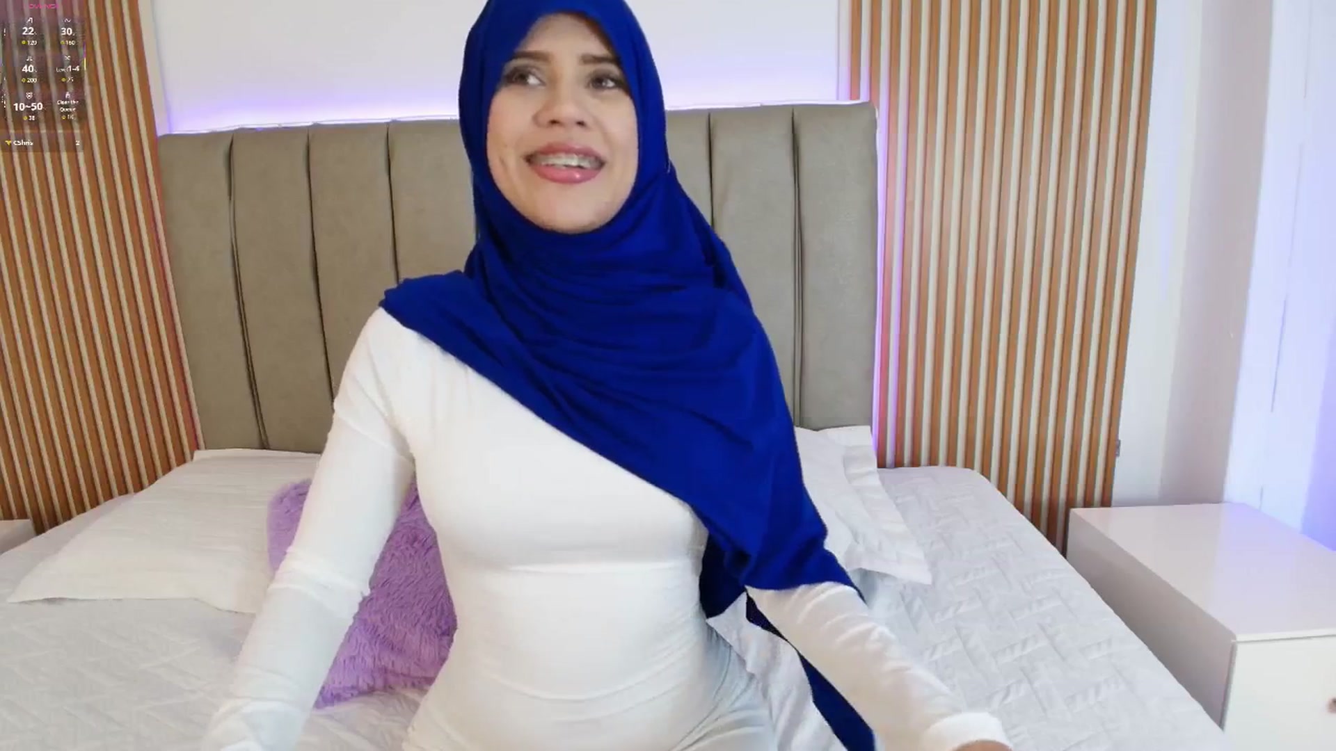 Gallery image thumbnail from Layla_boobies's myfreecams stream on, 01/21/2026, 21:06 image 2 of 20