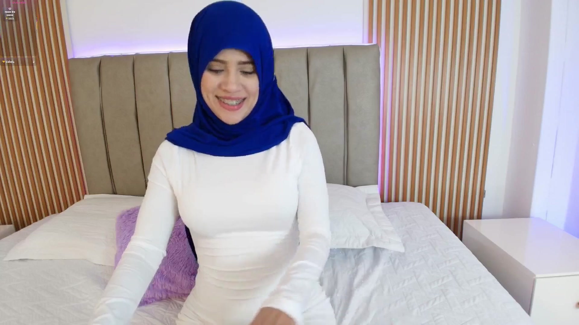 Gallery image thumbnail from Layla_boobies's myfreecams stream on, 01/21/2026, 21:06 image 4 of 20