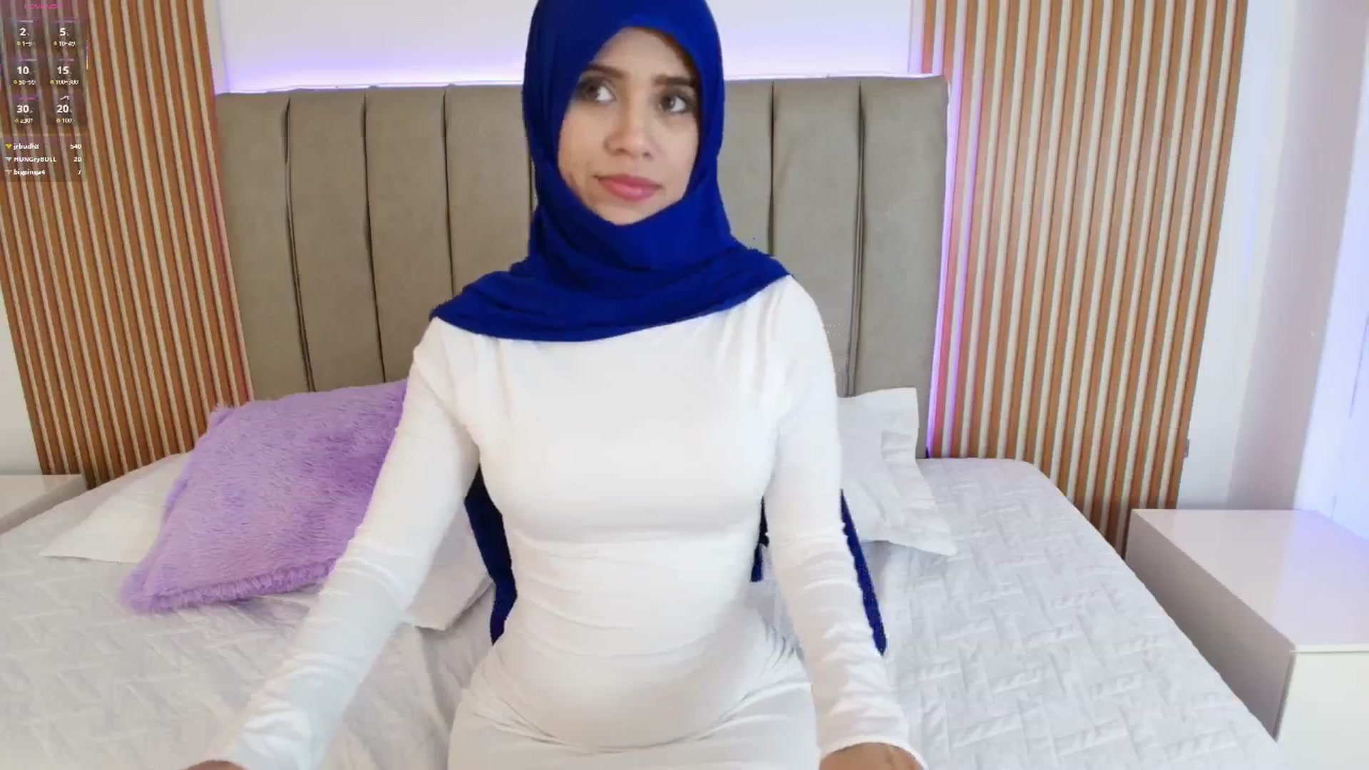 Gallery image thumbnail from Layla_boobies's myfreecams stream on, 01/21/2026, 22:08 image 18 of 20