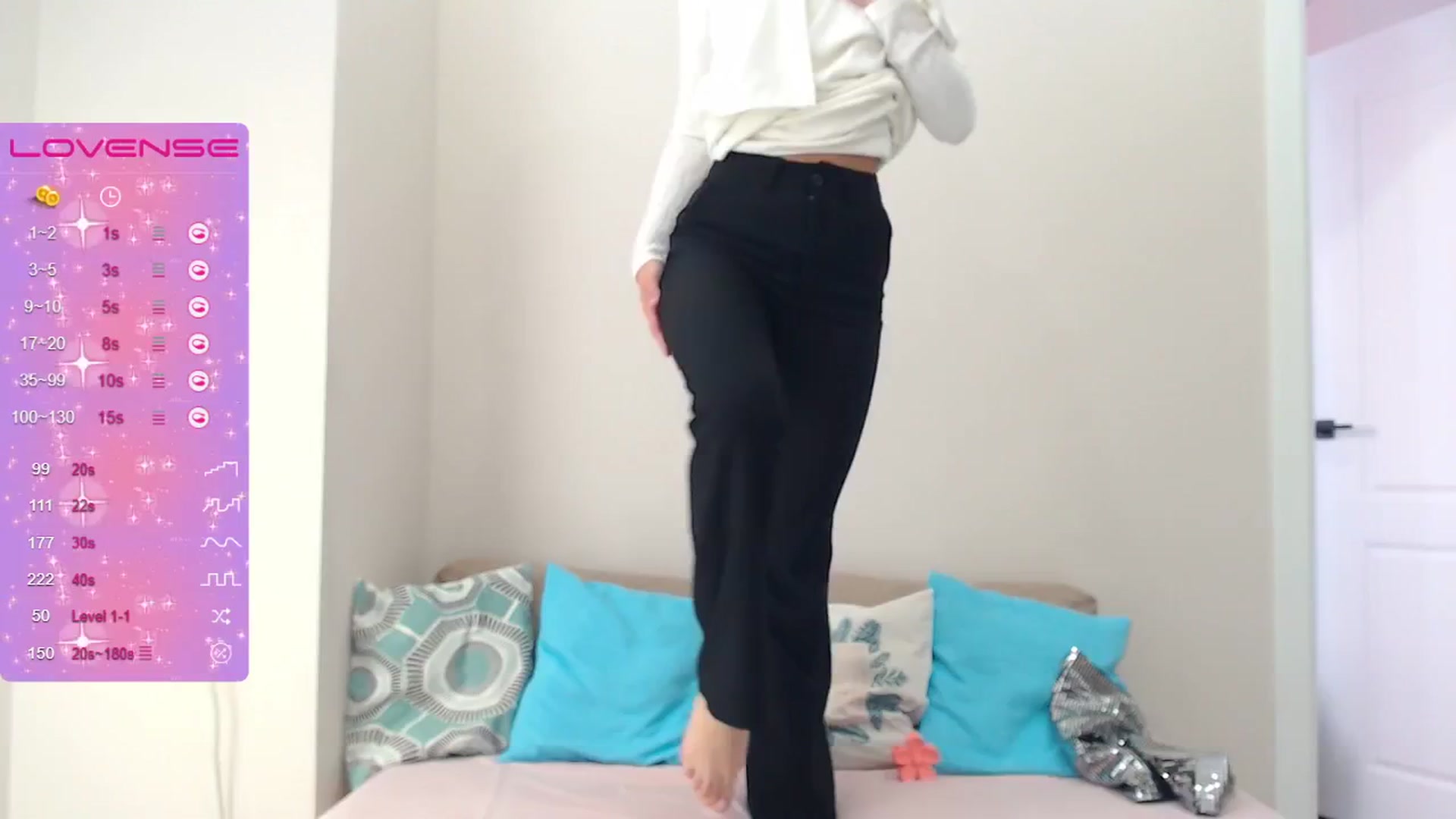 Gallery image thumbnail from Laz_cam's myfreecams stream on, 03/16/2025, 09:10 image 10 of 20