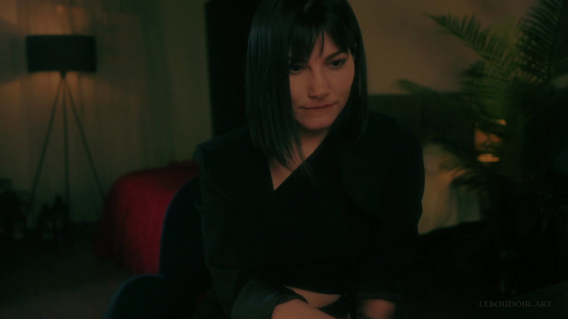Gallery image thumbnail from LeBoudoir's myfreecams stream on, 04/22/2023, 05:00 image 20 of 20