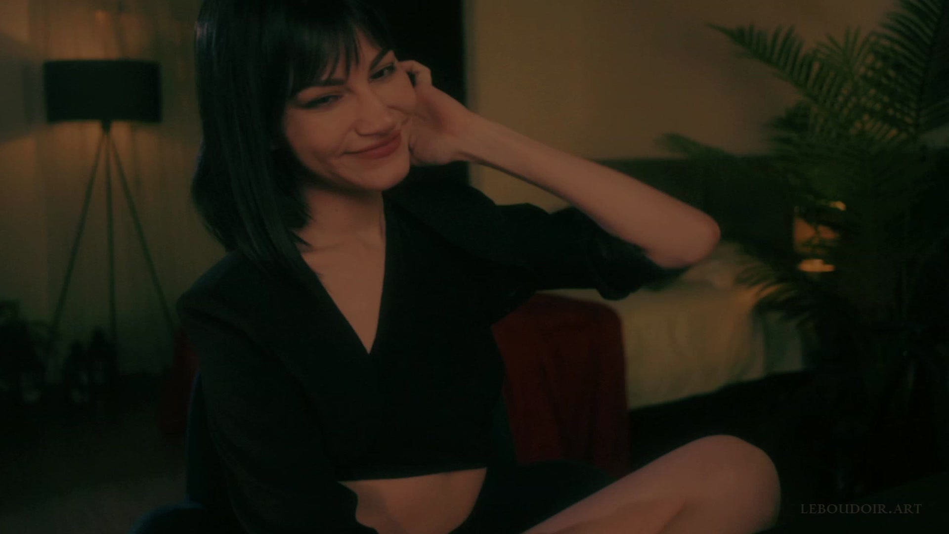 Gallery image thumbnail from LeBoudoir's myfreecams stream on, 04/22/2023, 05:00 image 11 of 20