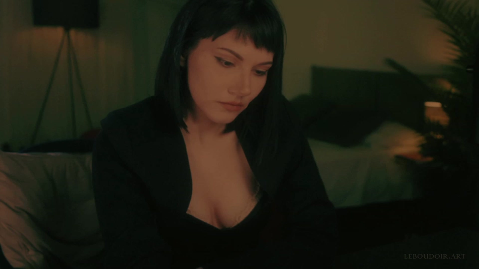 Gallery image thumbnail from LeBoudoir's myfreecams stream on, 04/27/2023, 04:48 image 16 of 20