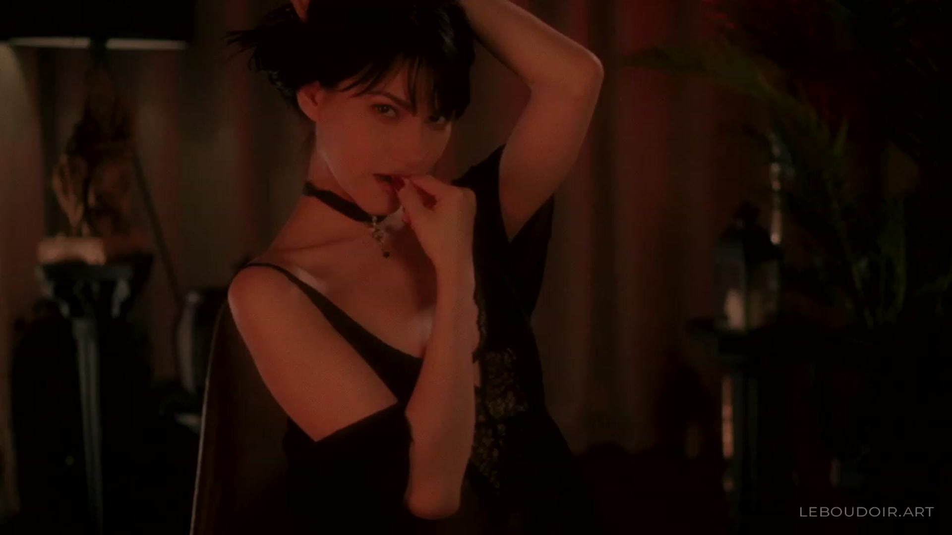 Gallery image thumbnail from LeBoudoir's myfreecams stream on, 08/09/2023, 07:01 image 1 of 20