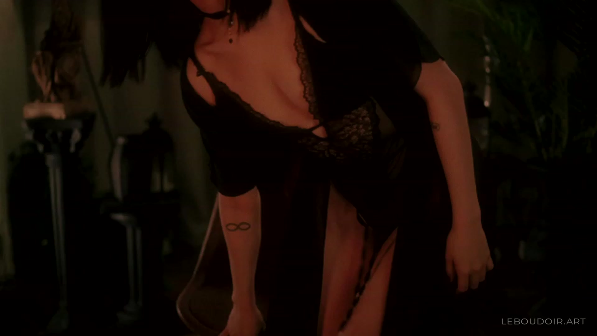 Gallery image thumbnail from LeBoudoir's myfreecams stream on, 08/09/2023, 08:22 image 11 of 20