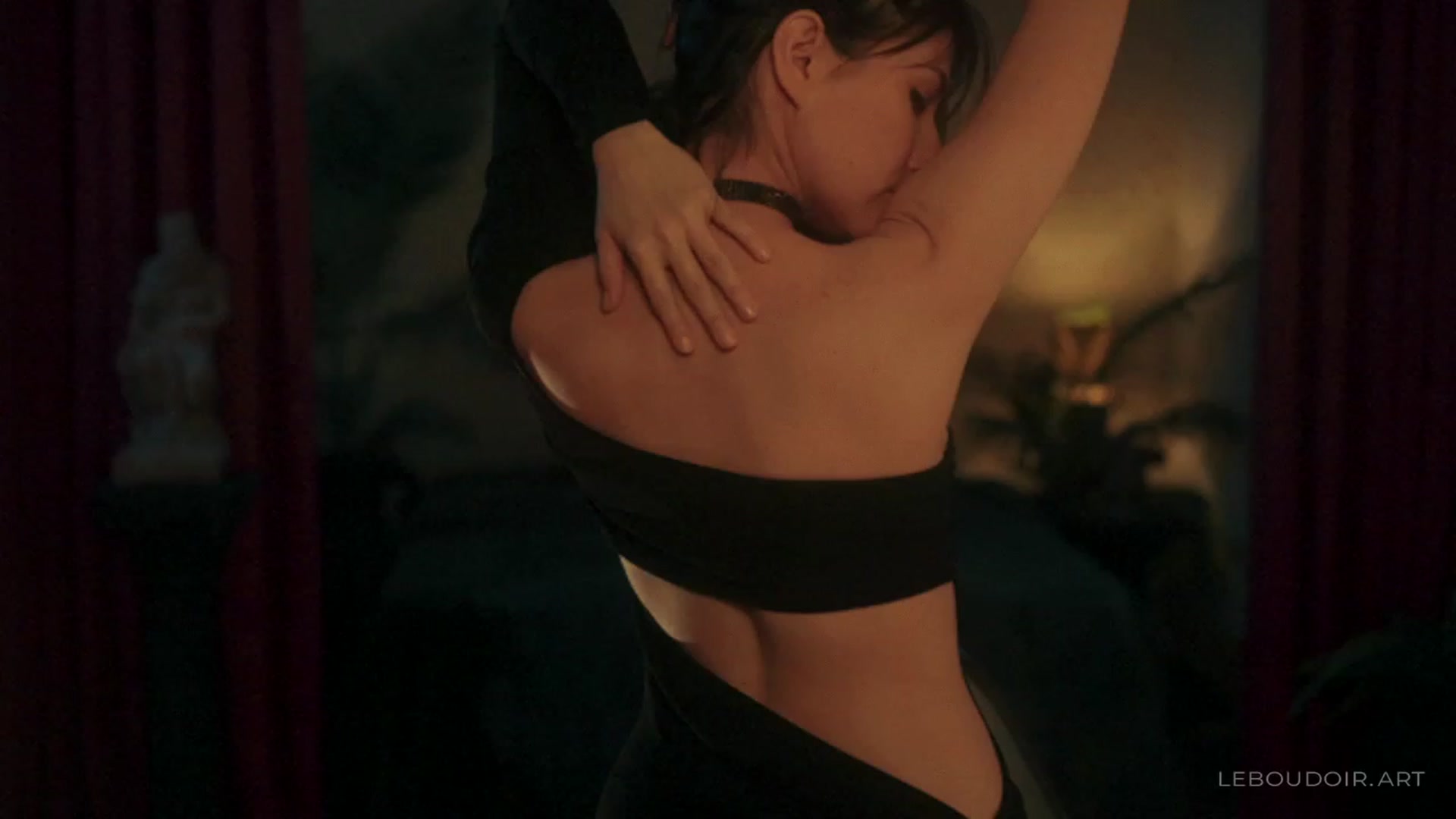 Gallery image thumbnail from LeBoudoir's myfreecams stream on, 12/31/2023, 09:07 image 4 of 20