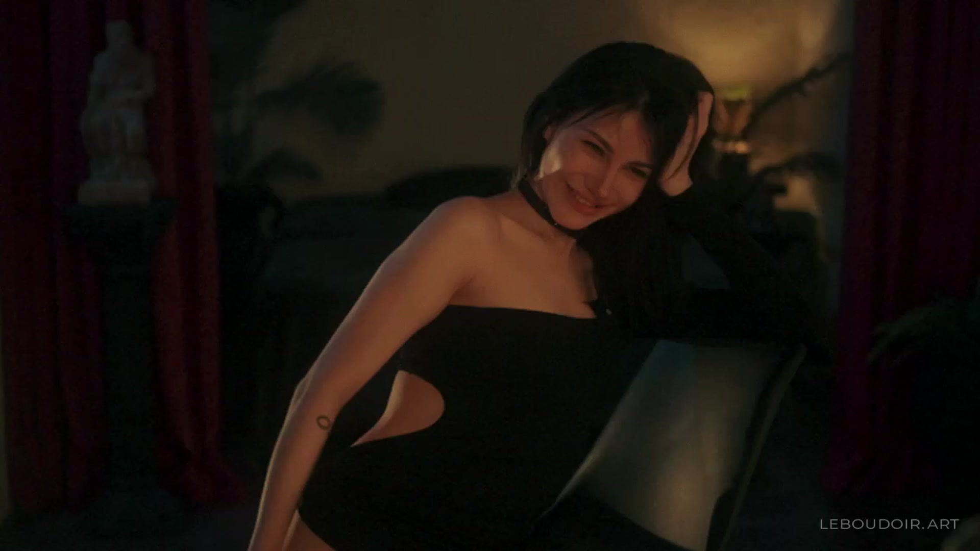 Gallery image thumbnail from LeBoudoir's myfreecams stream on, 12/31/2023, 09:07 image 2 of 20