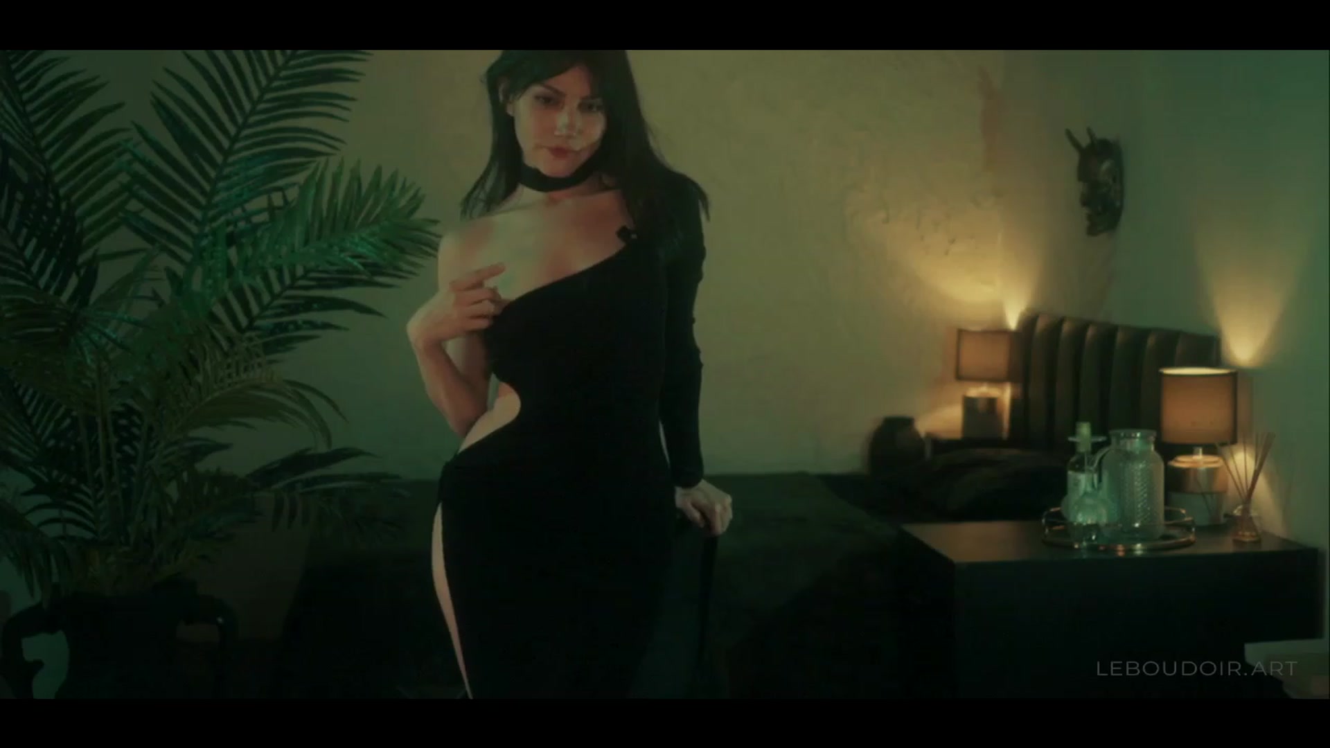 Gallery image thumbnail from LeBoudoir's myfreecams stream on, 02/03/2024, 09:42 image 6 of 20