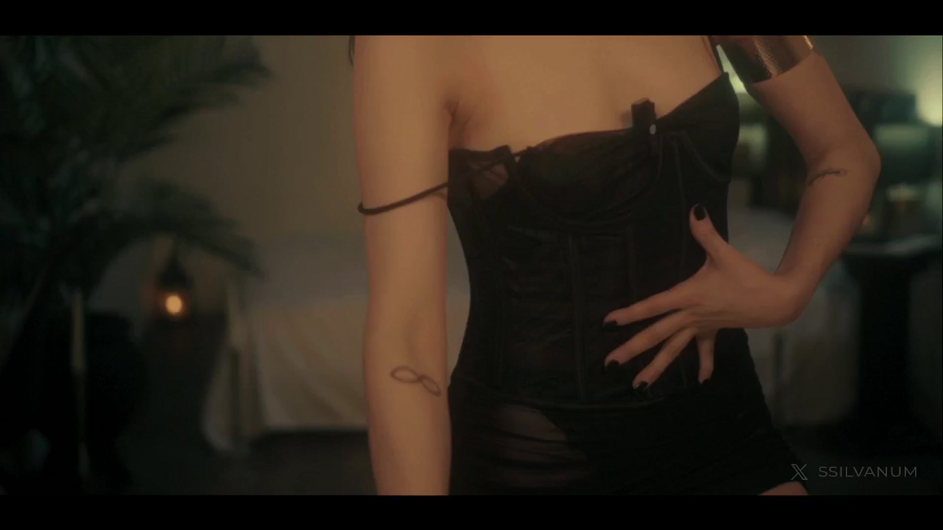 Gallery image thumbnail from LeBoudoir's myfreecams stream on, 04/28/2024, 06:00 image 14 of 20