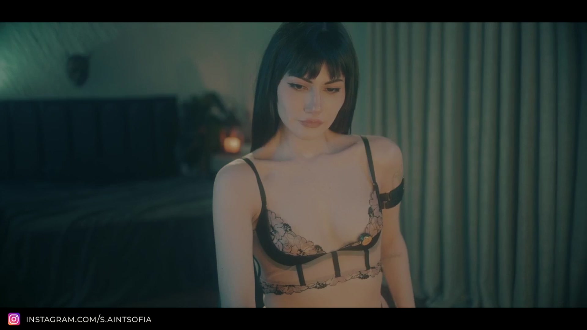 Gallery image thumbnail from LeBoudoir's myfreecams stream on, 01/06/2026, 05:54 image 19 of 20