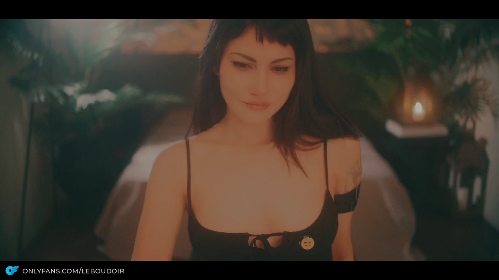 Gallery image thumbnail from LeBoudoir's myfreecams stream on, 04/19/2026, 06:57 image 4 of 20