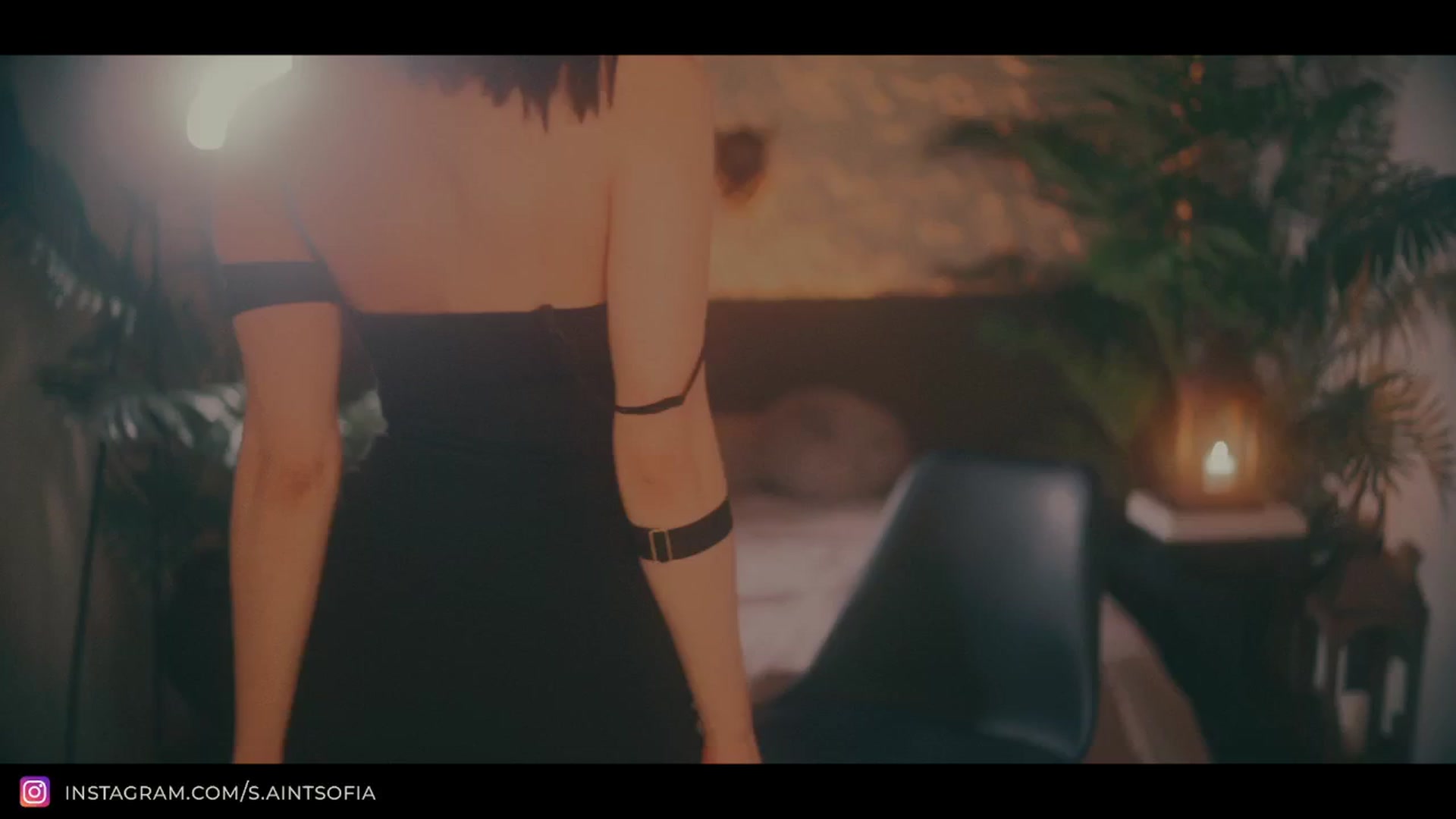Gallery image thumbnail from LeBoudoir's myfreecams stream on, 04/19/2026, 06:57 image 12 of 20