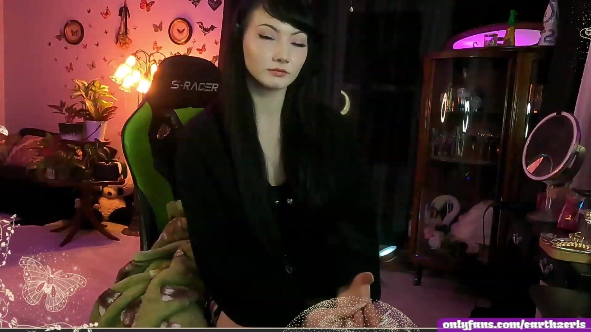 Gallery image thumbnail from LePetiteMort's myfreecams stream on, 03/02/2023, 05:26 image 20 of 20