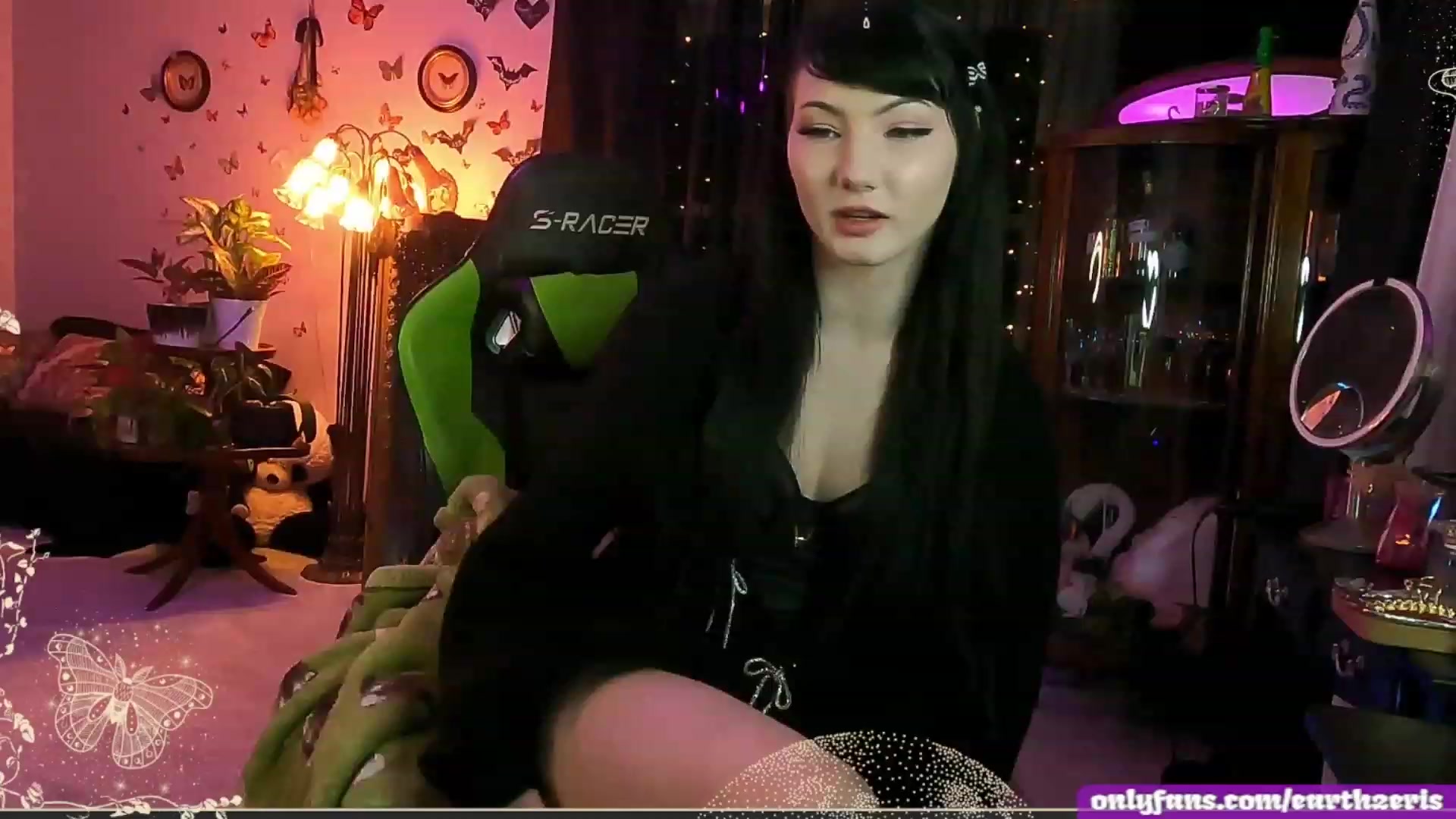 Gallery image thumbnail from LePetiteMort's myfreecams stream on, 03/02/2023, 05:26 image 16 of 20