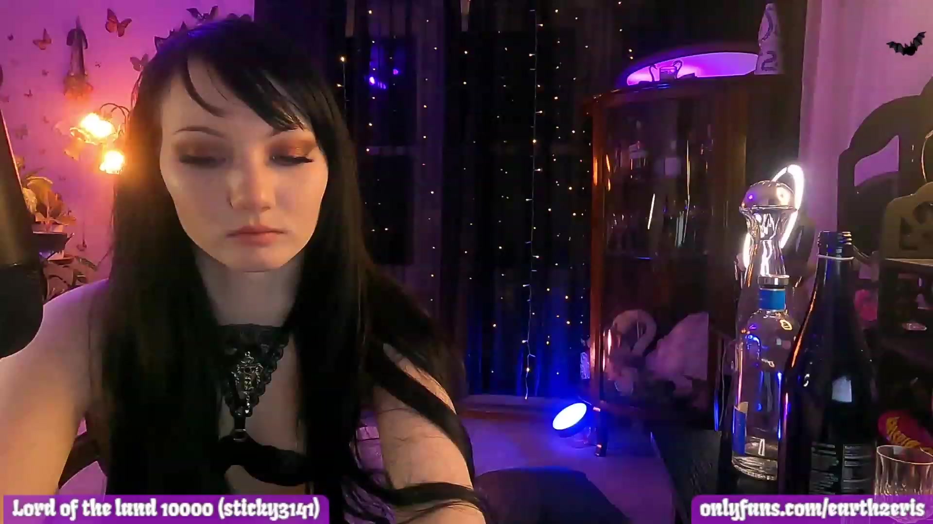 Gallery image thumbnail from LePetiteMort's myfreecams stream on, 04/13/2023, 08:27 image 15 of 20