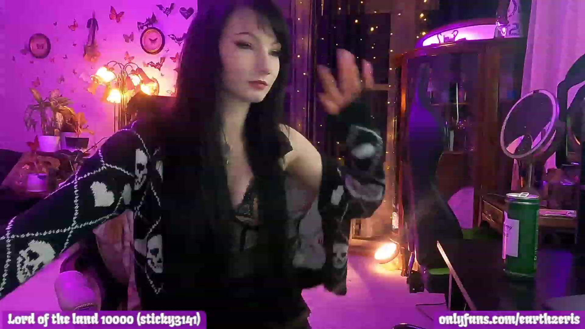 Gallery image thumbnail from LePetiteMort's myfreecams stream on, 04/20/2023, 02:58 image 6 of 20