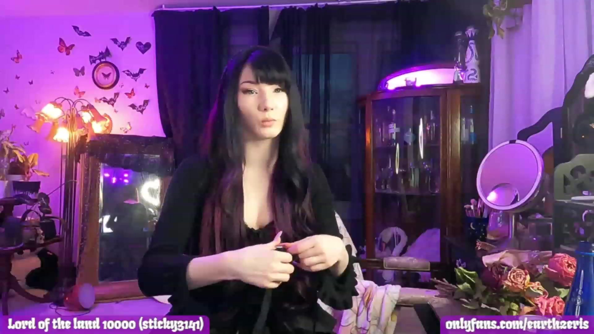 Gallery image thumbnail from LePetiteMort's myfreecams stream on, 04/23/2023, 24:23 image 17 of 20