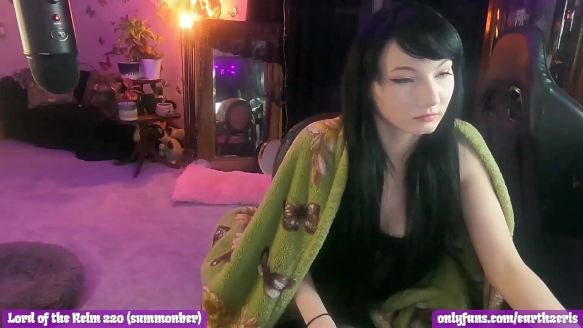 Gallery image thumbnail from LePetiteMort's myfreecams stream on, 05/03/2023, 03:47 image 15 of 20
