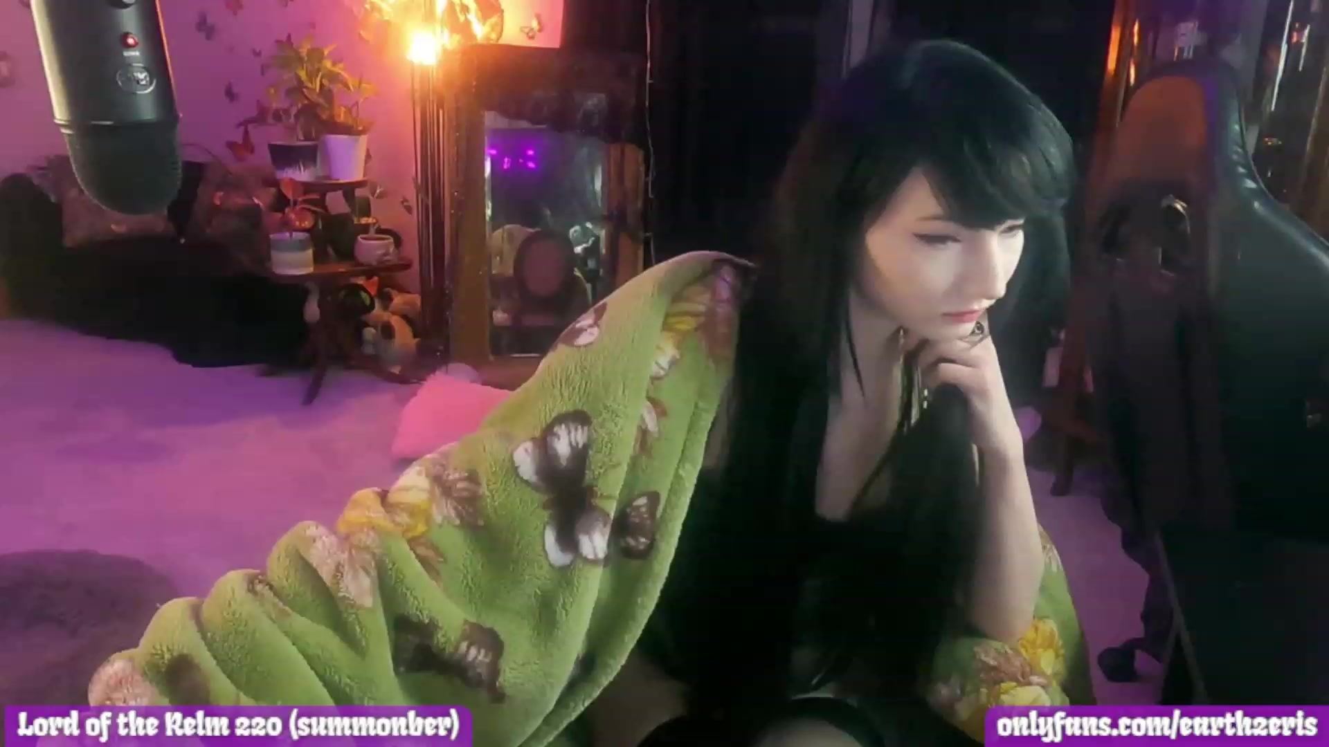 Gallery image thumbnail from LePetiteMort's myfreecams stream on, 05/03/2023, 03:47 image 17 of 20
