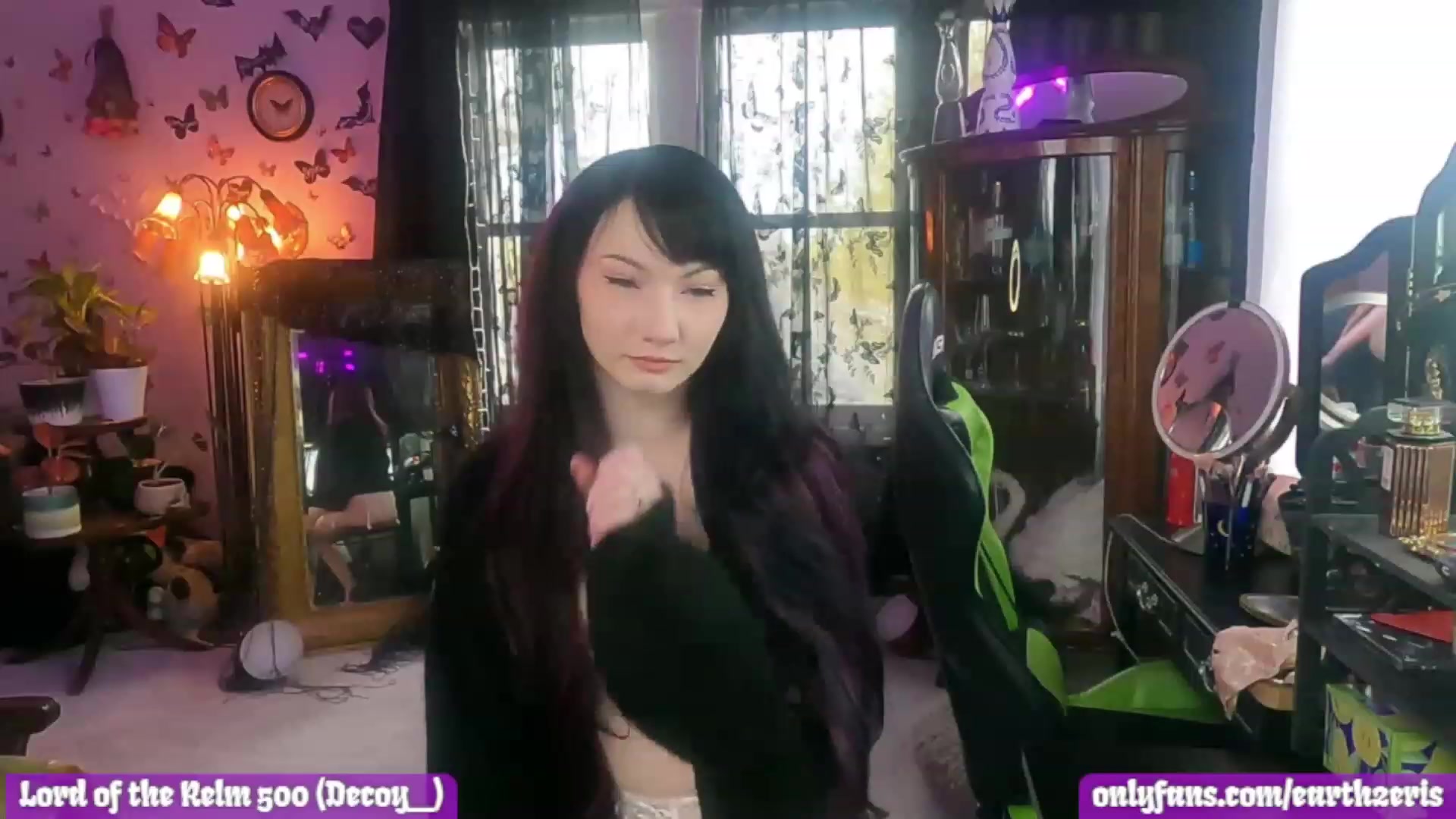 Gallery image thumbnail from LePetiteMort's myfreecams stream on, 05/04/2023, 21:14 image 15 of 20