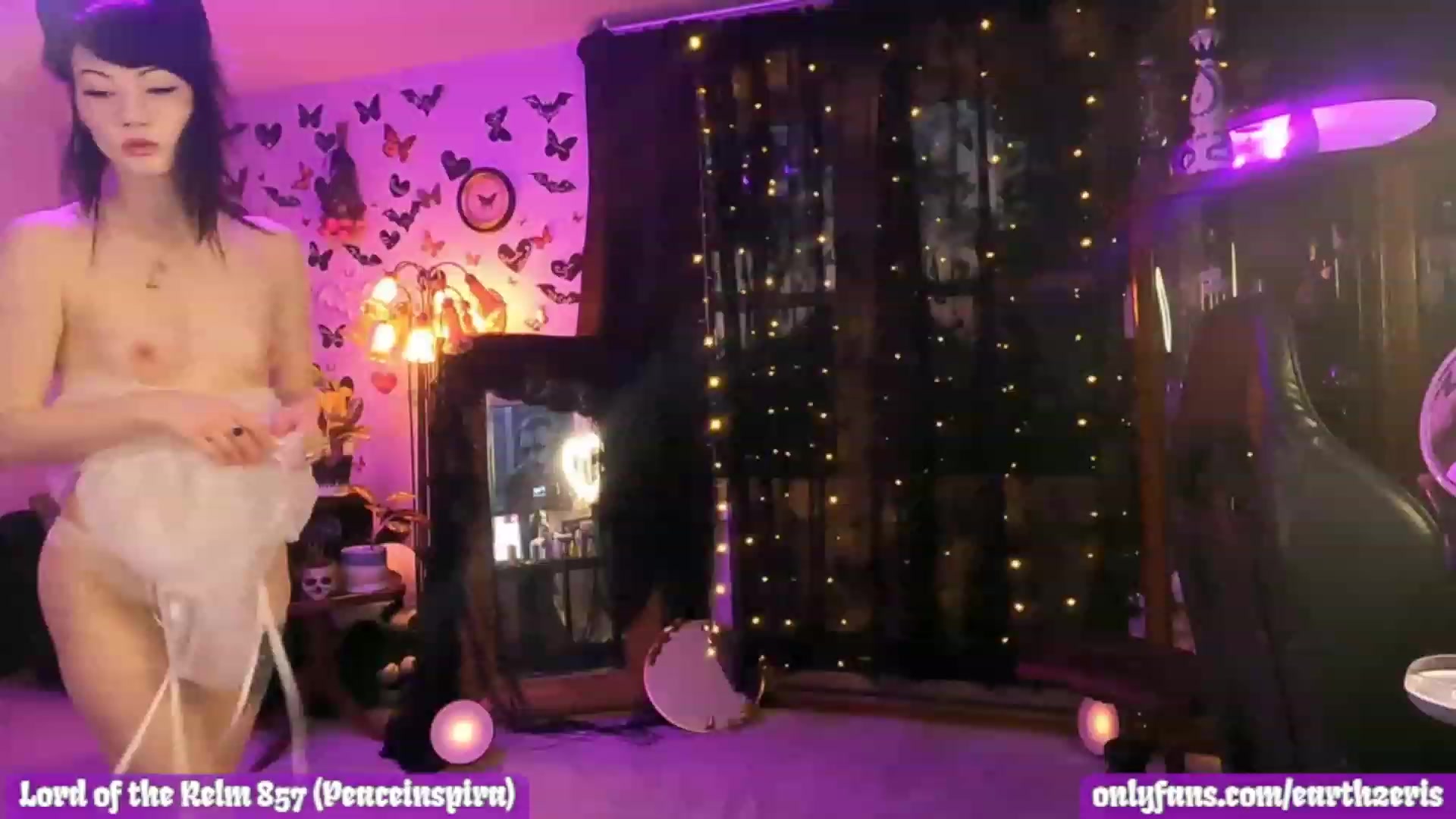 Gallery image thumbnail from LePetiteMort's myfreecams stream on, 05/29/2023, 01:31 image 11 of 20
