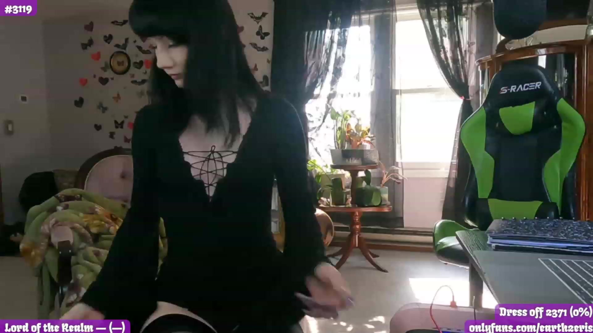 Gallery image thumbnail from LePetiteMort's myfreecams stream on, 06/20/2023, 20:57 image 3 of 20