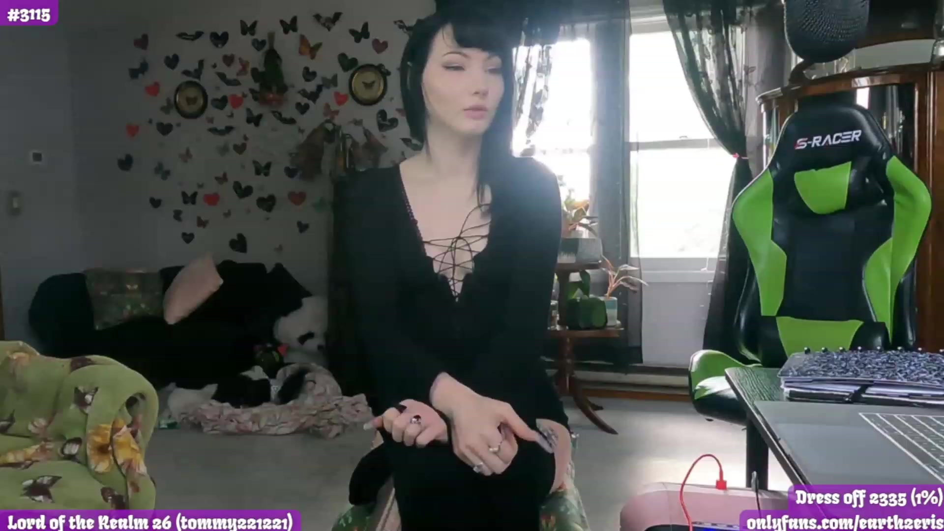 Gallery image thumbnail from LePetiteMort's myfreecams stream on, 06/20/2023, 20:57 image 18 of 20