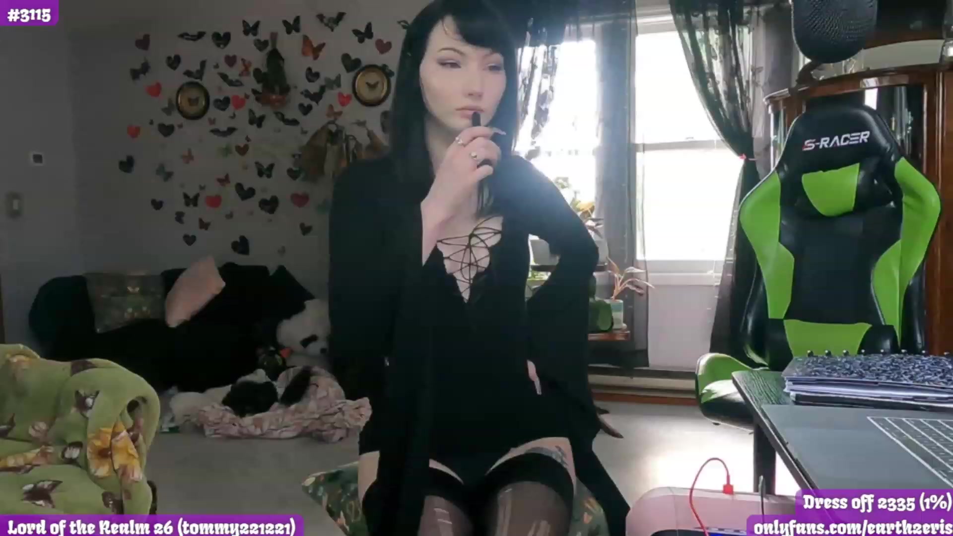 Gallery image thumbnail from LePetiteMort's myfreecams stream on, 06/20/2023, 20:57 image 13 of 20