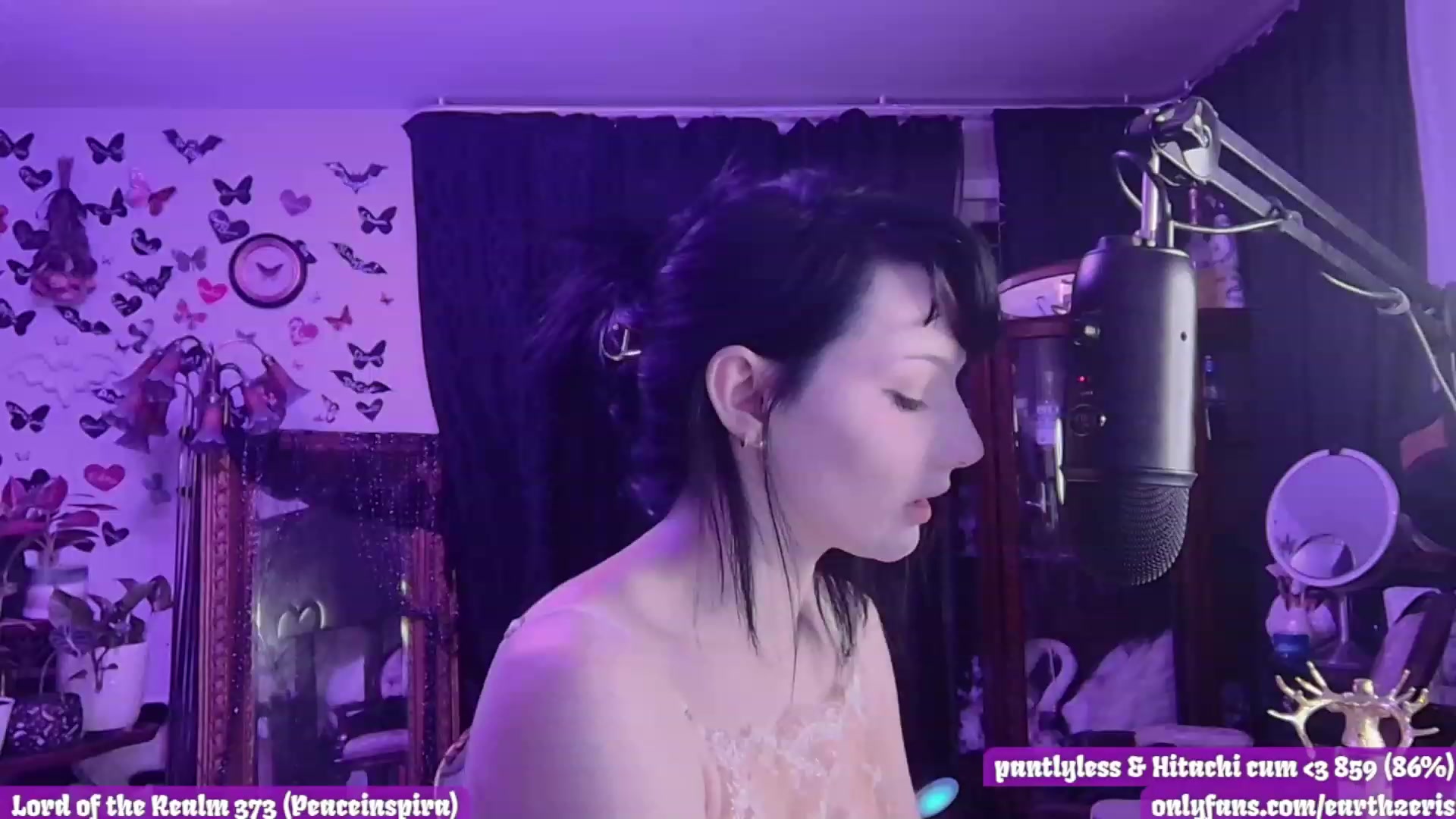 Gallery image thumbnail from LePetiteMort's myfreecams stream on, 07/21/2023, 08:45 image 3 of 20