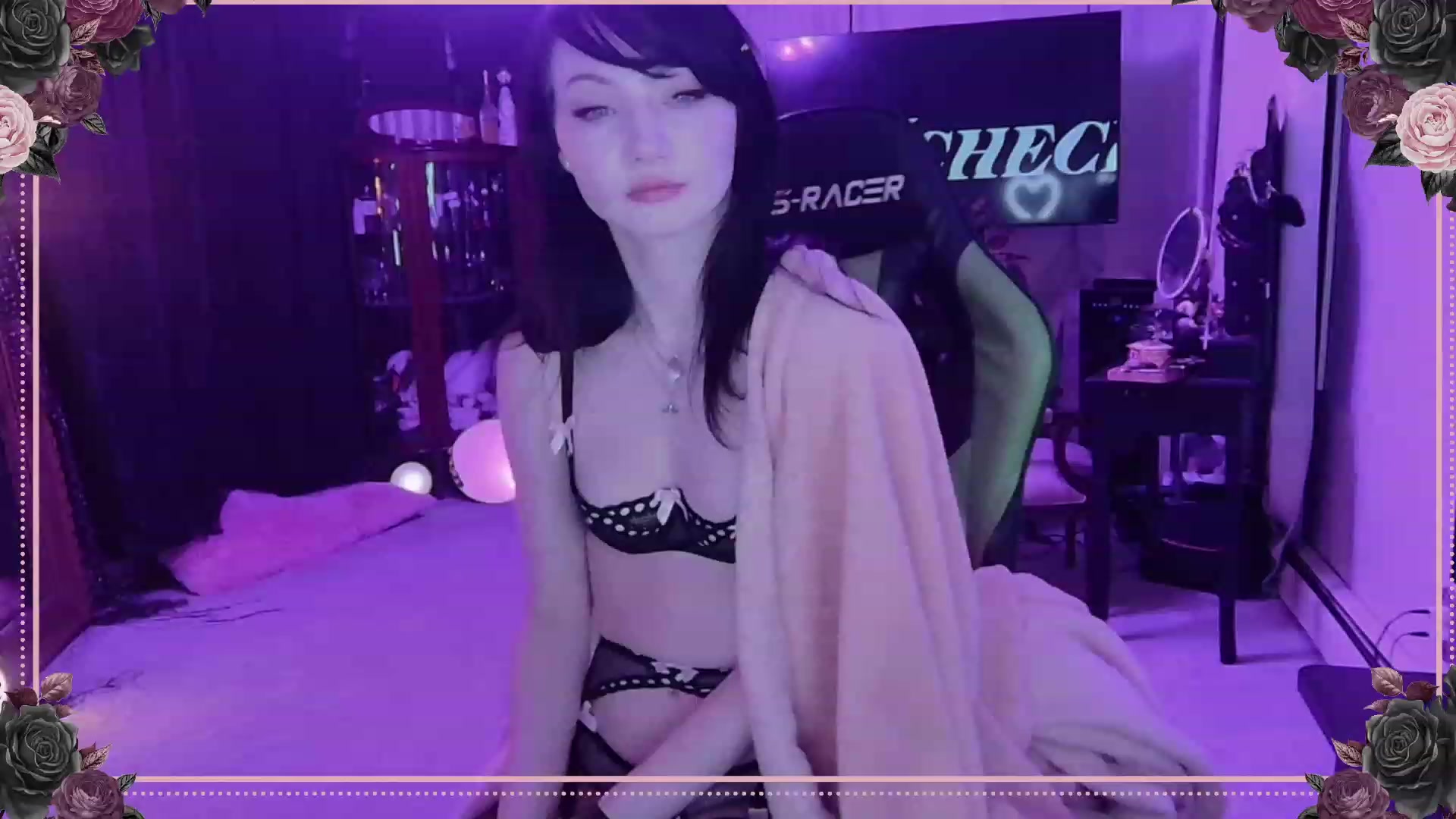 Gallery image thumbnail from LePetiteMort's myfreecams stream on, 08/25/2023, 08:10 image 2 of 20