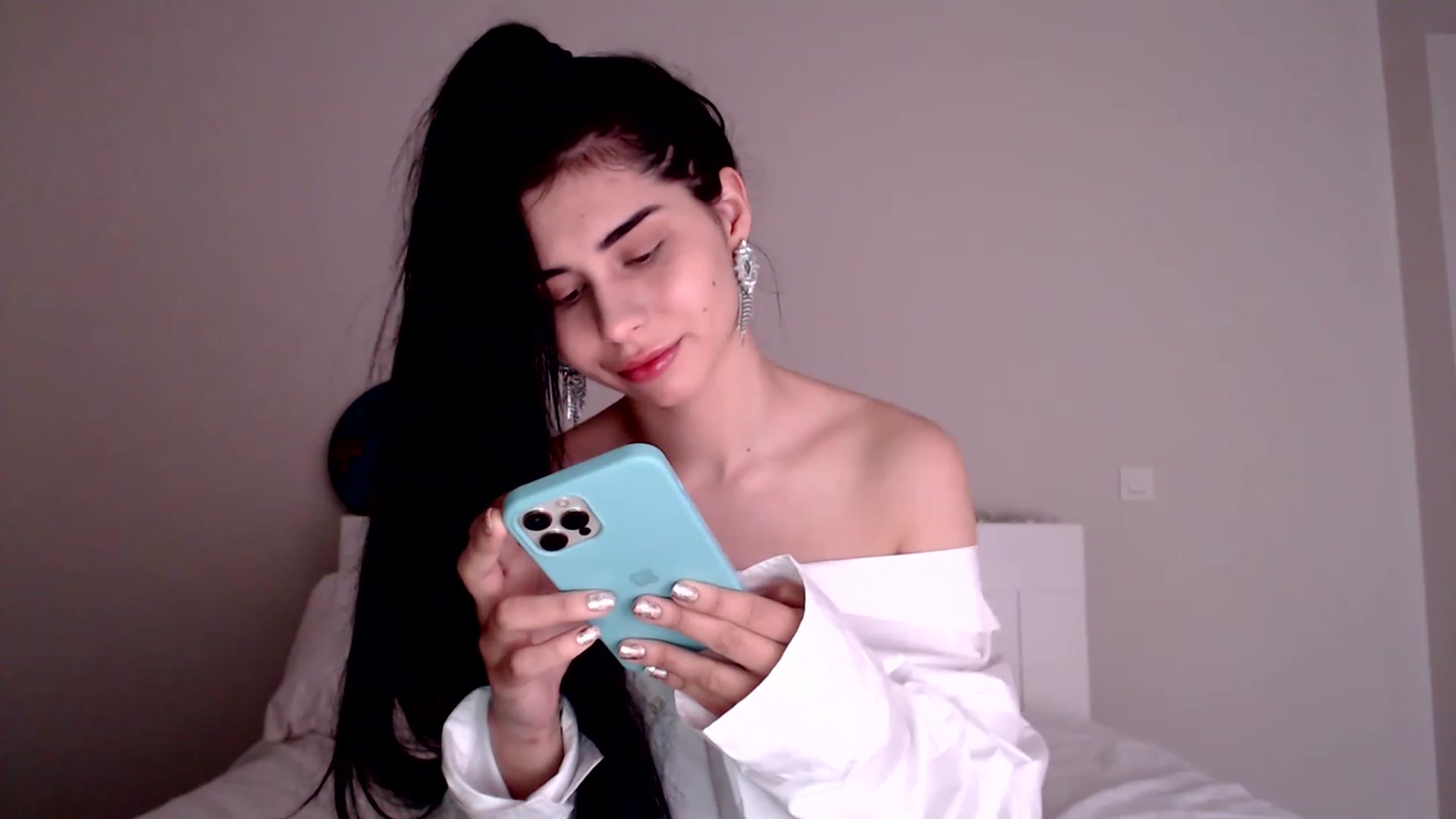 Gallery image thumbnail from LeValeriya's myfreecams stream on, 01/02/2023, 14:19 image 11 of 20