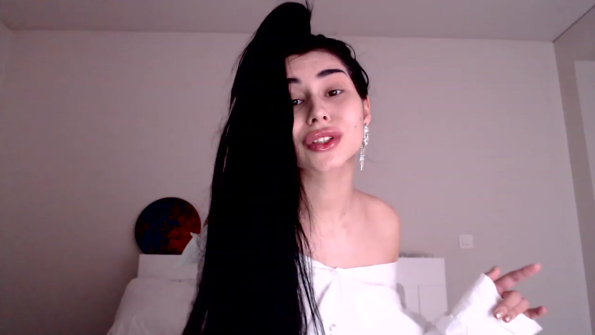 Gallery image thumbnail from LeValeriya's myfreecams stream on, 01/02/2023, 14:19 image 8 of 20
