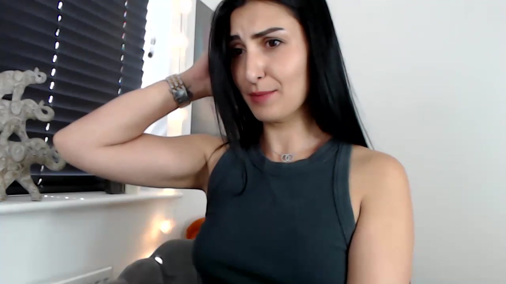 Gallery image thumbnail from LeaIson's myfreecams stream on, 07/07/2023, 12:20 image 18 of 20