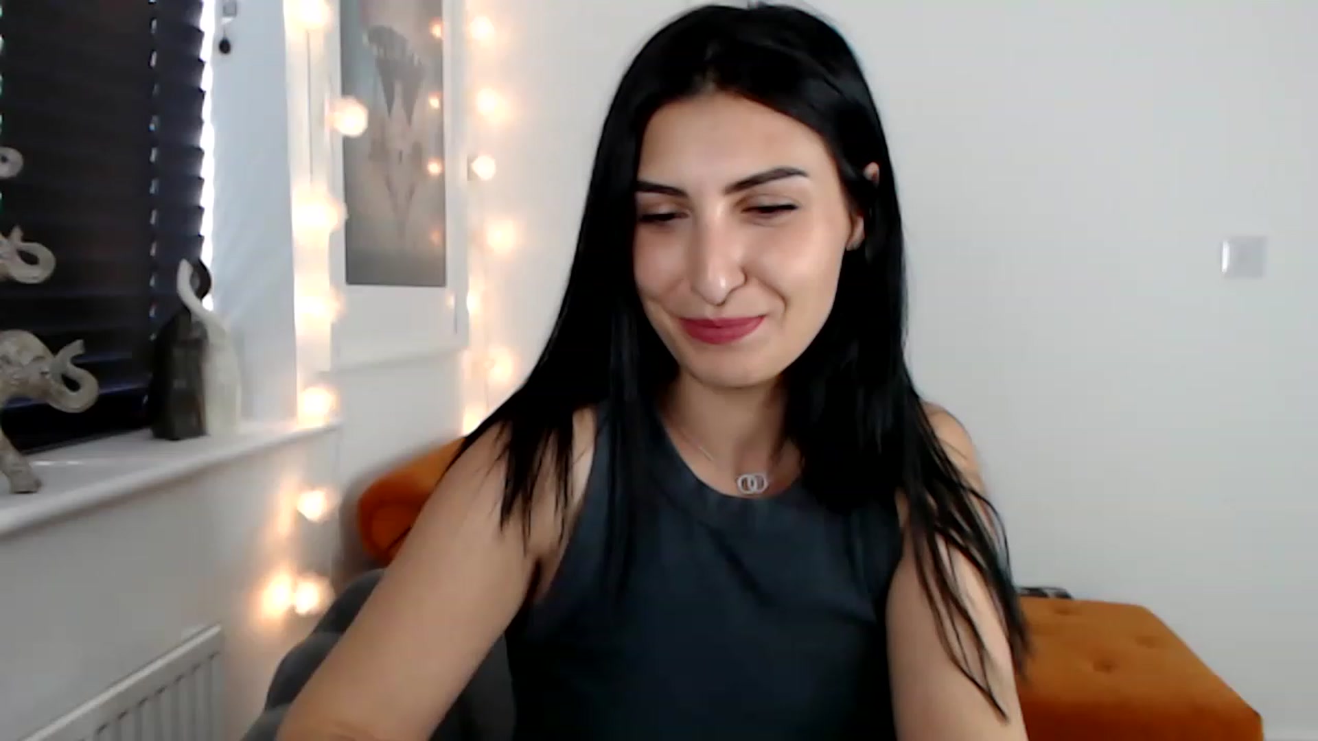 Gallery image thumbnail from LeaIson's myfreecams stream on, 07/07/2023, 12:20 image 1 of 20