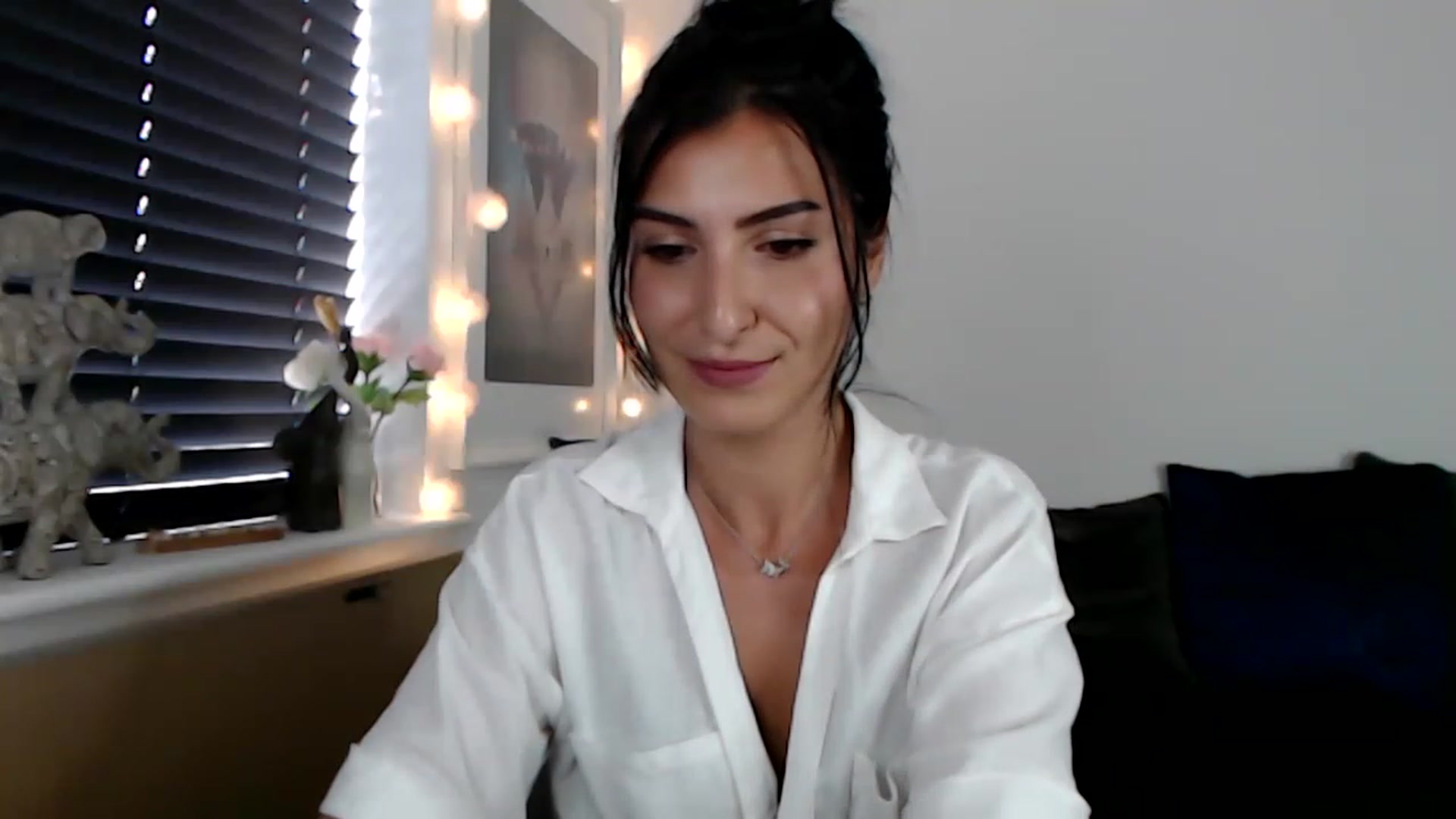 Gallery image thumbnail from LeaIson's myfreecams stream on, 09/11/2023, 09:06 image 20 of 20