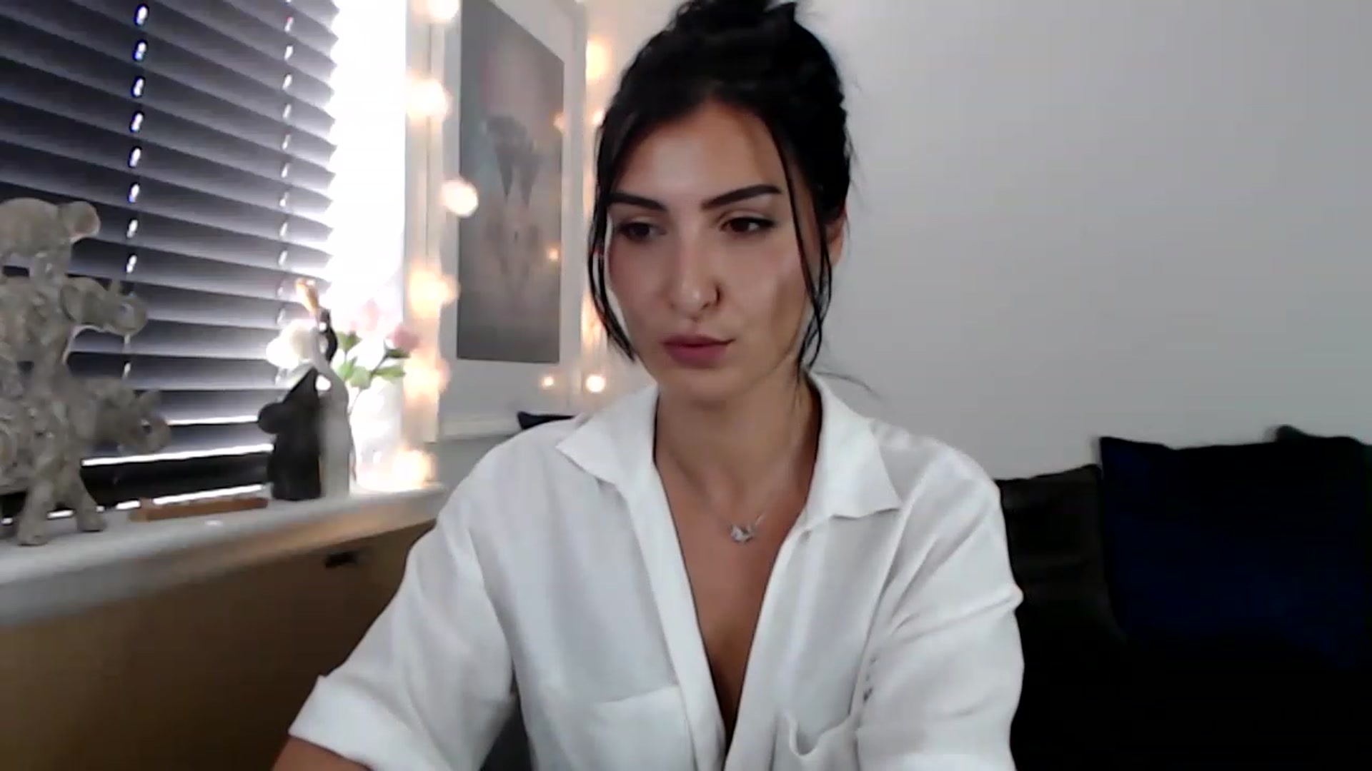 Gallery image thumbnail from LeaIson's myfreecams stream on, 09/11/2023, 09:06 image 18 of 20