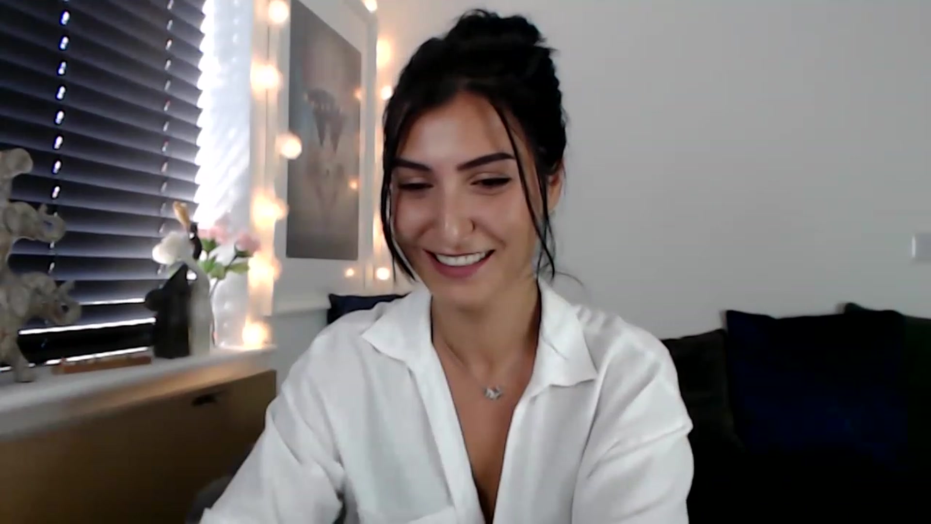 Gallery image thumbnail from LeaIson's myfreecams stream on, 09/11/2023, 09:06 image 4 of 20