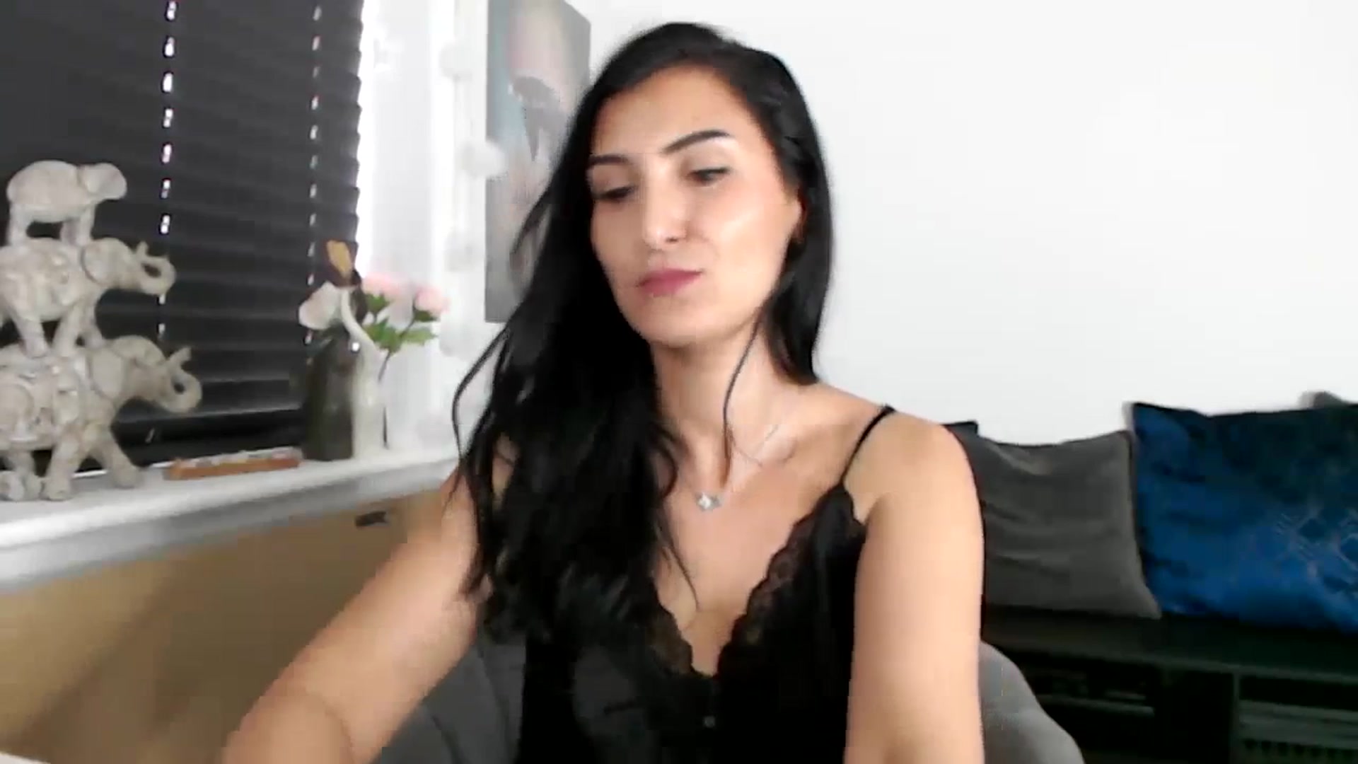 Gallery image thumbnail from LeaIson's myfreecams stream on, 09/11/2023, 13:36 image 7 of 20