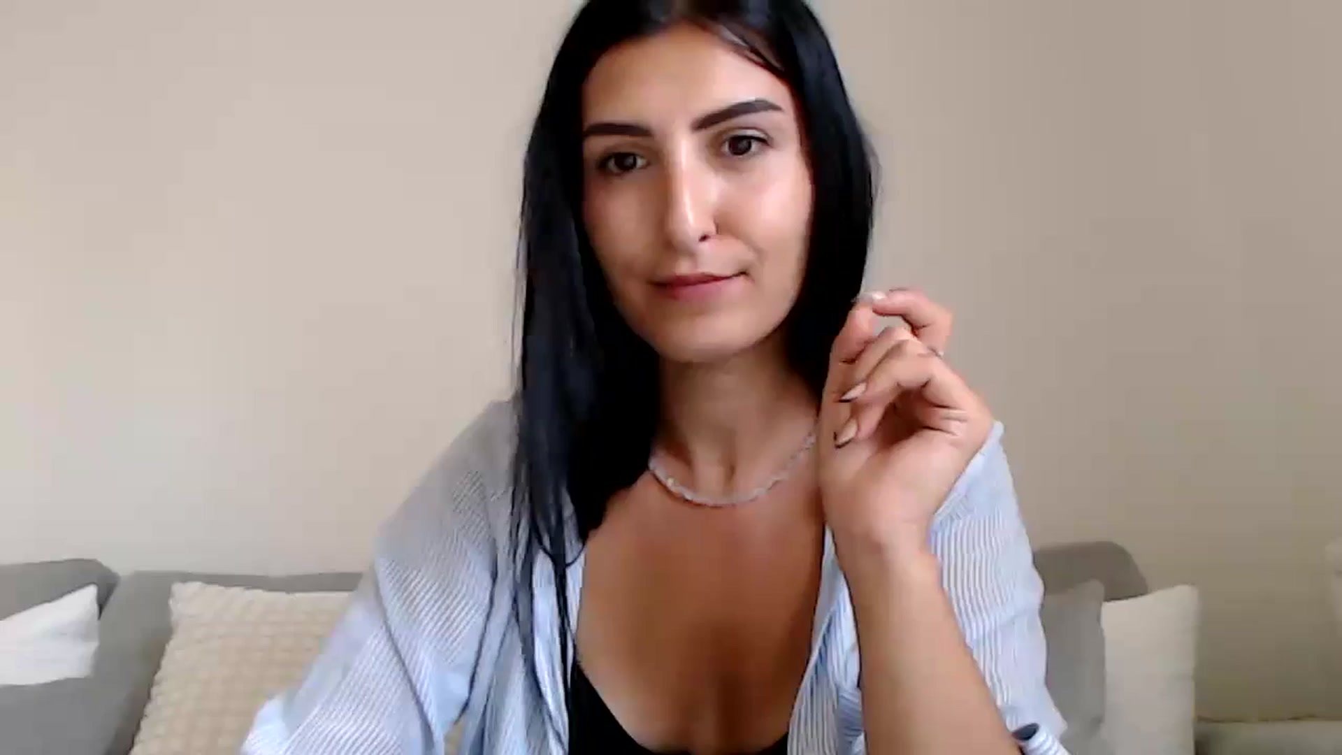 Gallery image thumbnail from LeaIson's myfreecams stream on, 10/09/2023, 12:35 image 12 of 20