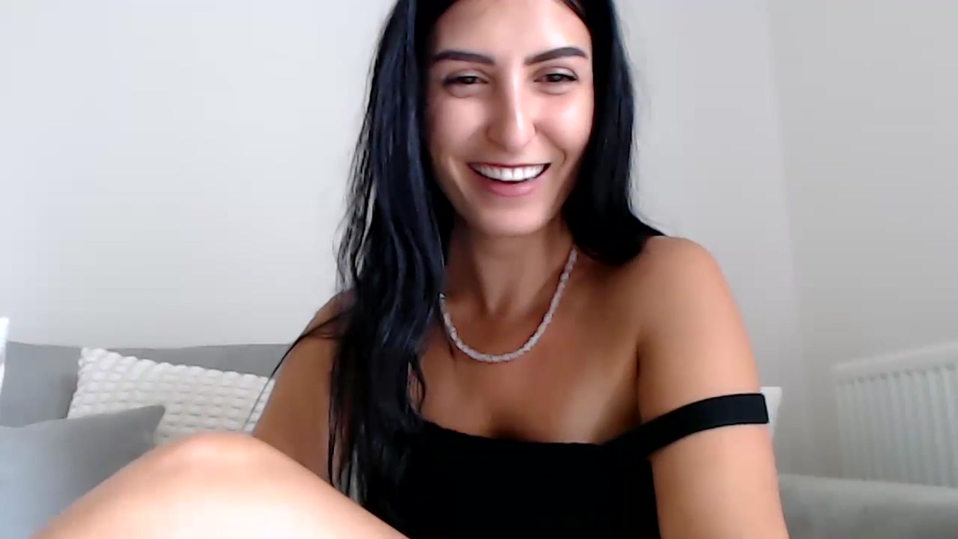 Gallery image thumbnail from LeaIson's myfreecams stream on, 10/10/2023, 11:15 image 18 of 20